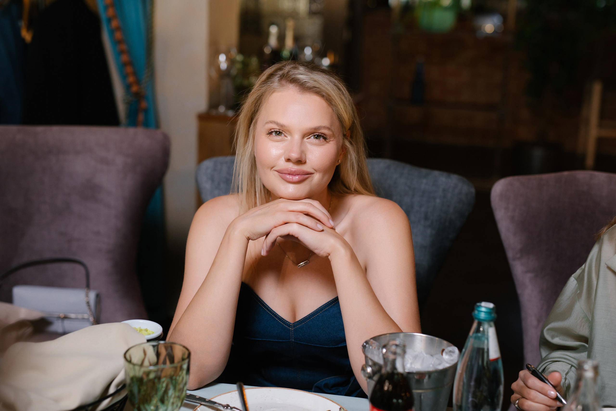 День рождения Роксаны, ресторан Лев Голицын