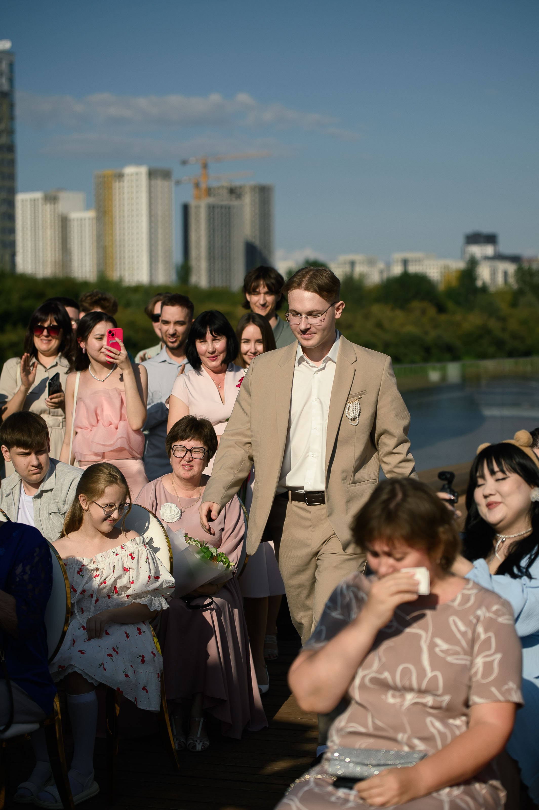 Одним солнечным днем на берегу реки. Евгений Нисковских — свадебный и репортажный фотограф в Тюмени