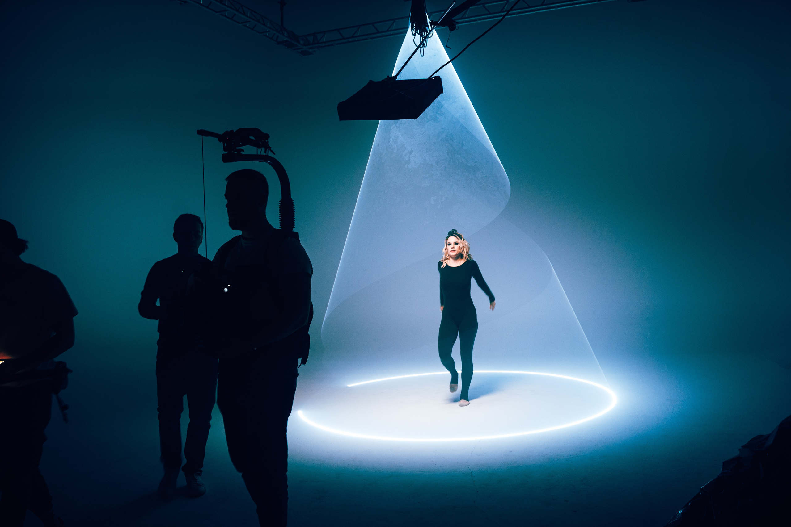 Клип Дмитрия Маликова. Krasnopoliophoto