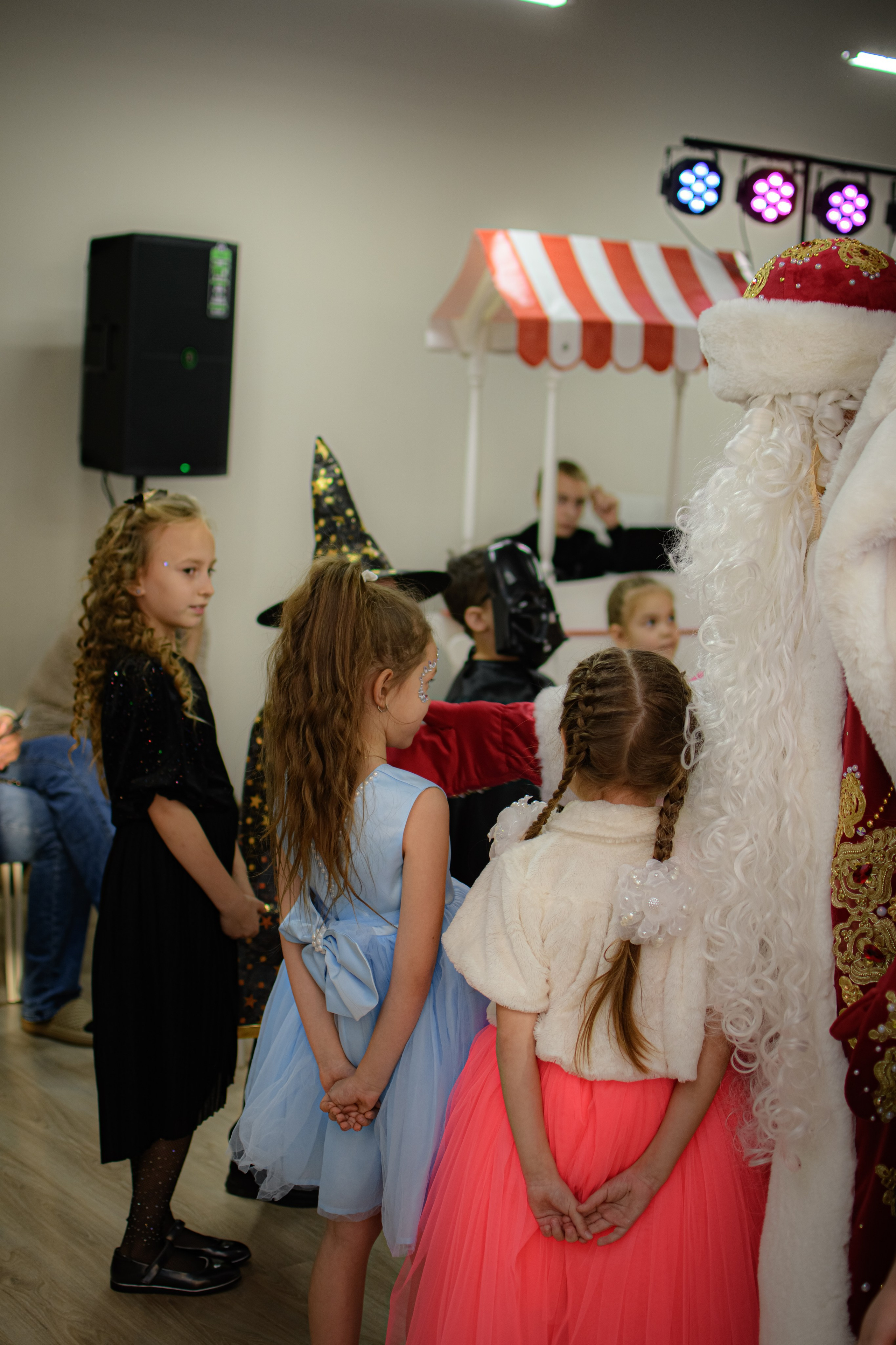 HAPPY NEW YEAR. Photokarish