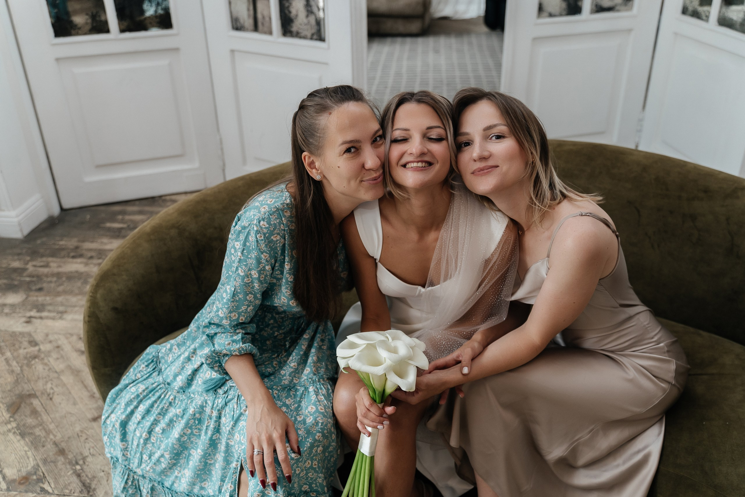 Алина и Азат роспись в Royal studio. Свадебный фотограф в Дмитрове