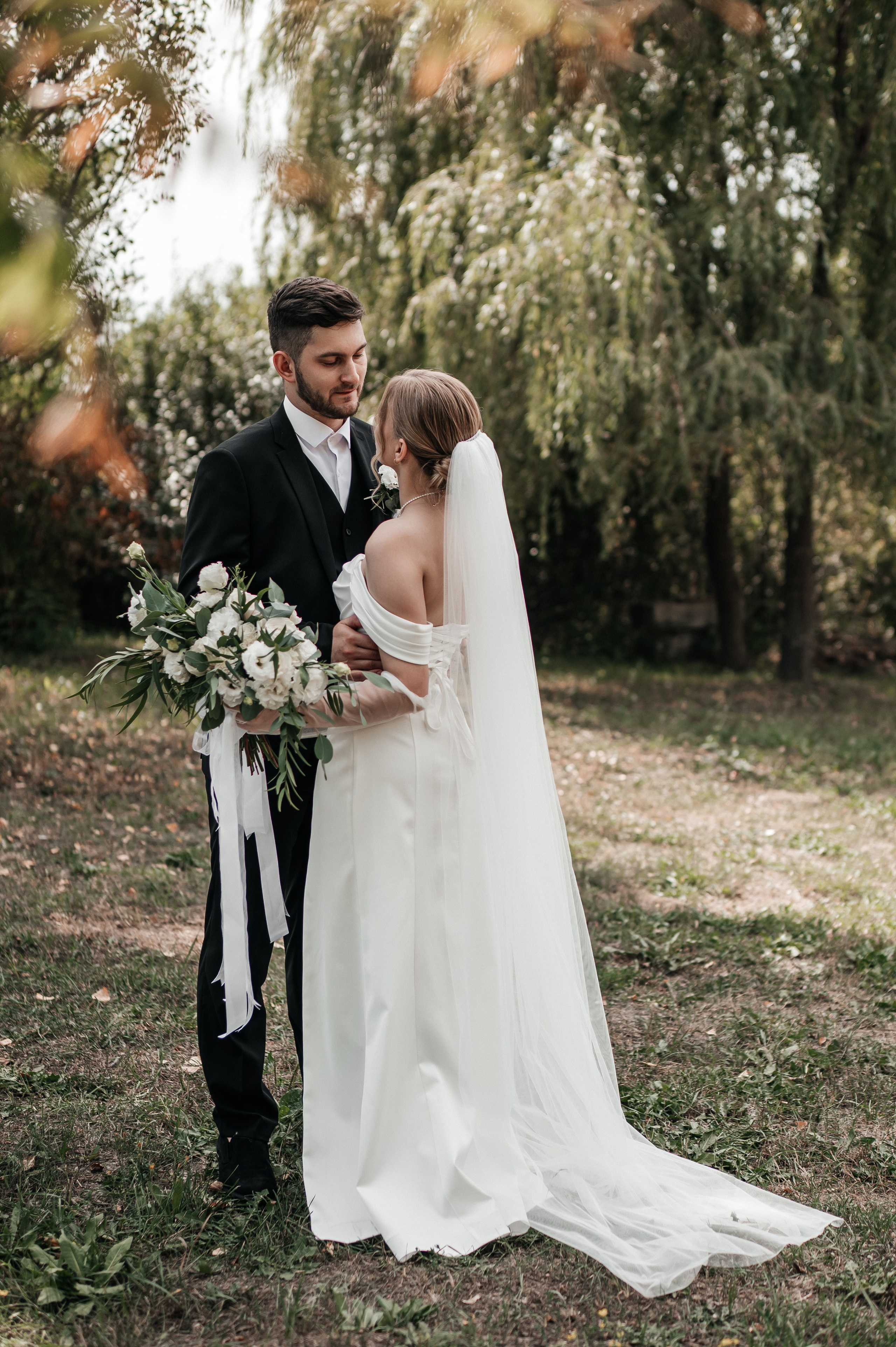 Даниил и Валерия. Черная утка. Полный день. Фотограф Екатерина Бочарникова