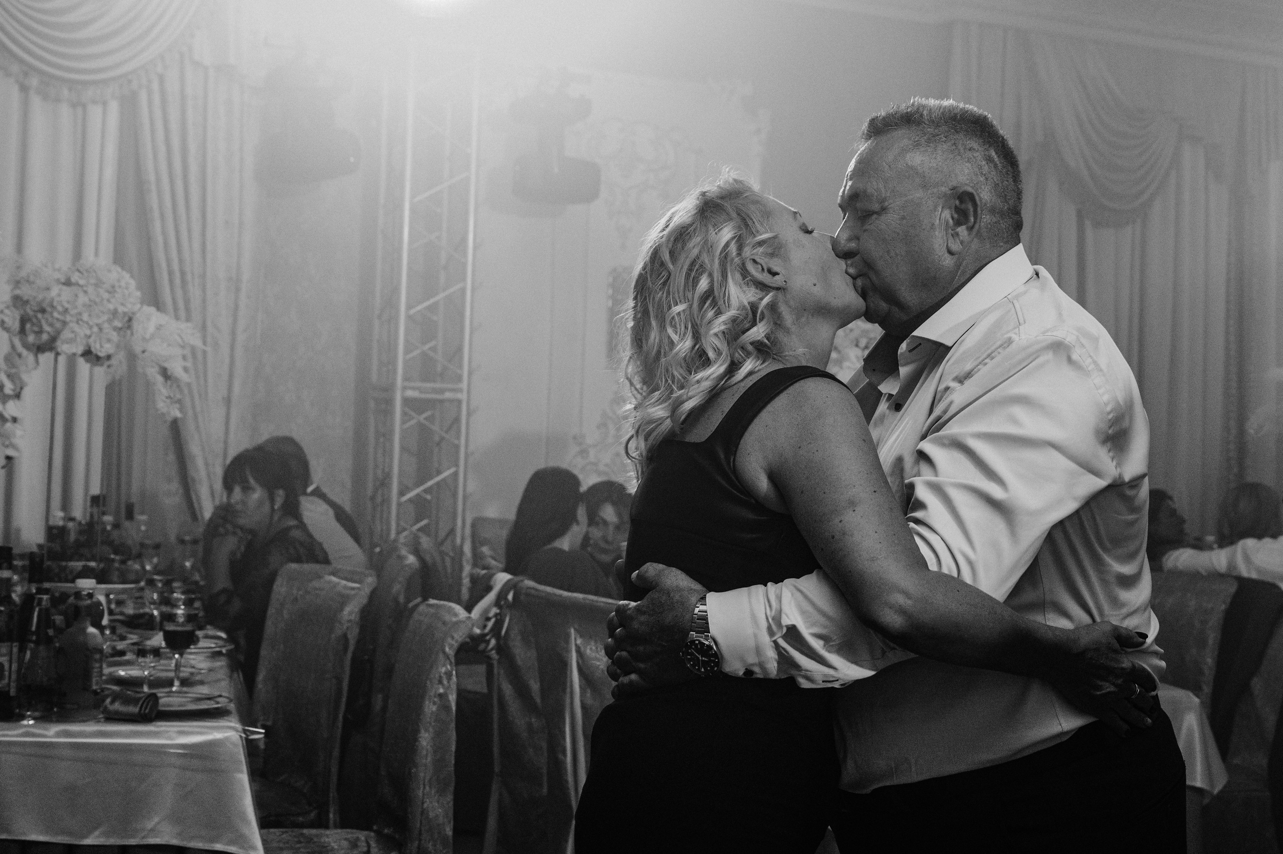 Рафаэль и Элина Астрахань. Свадебный и семейный фотограф в Краснодаре Роман Моско