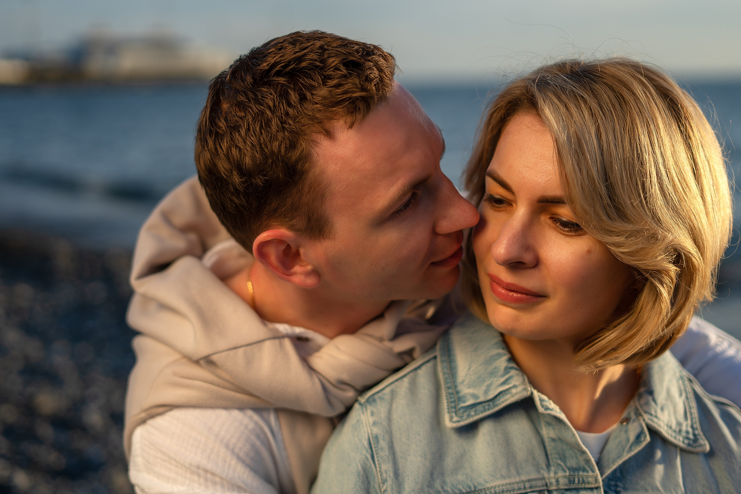 Семейная фотосессия на берегу моря. Профессиональный Фотограф в Сочи Марина Ситкина