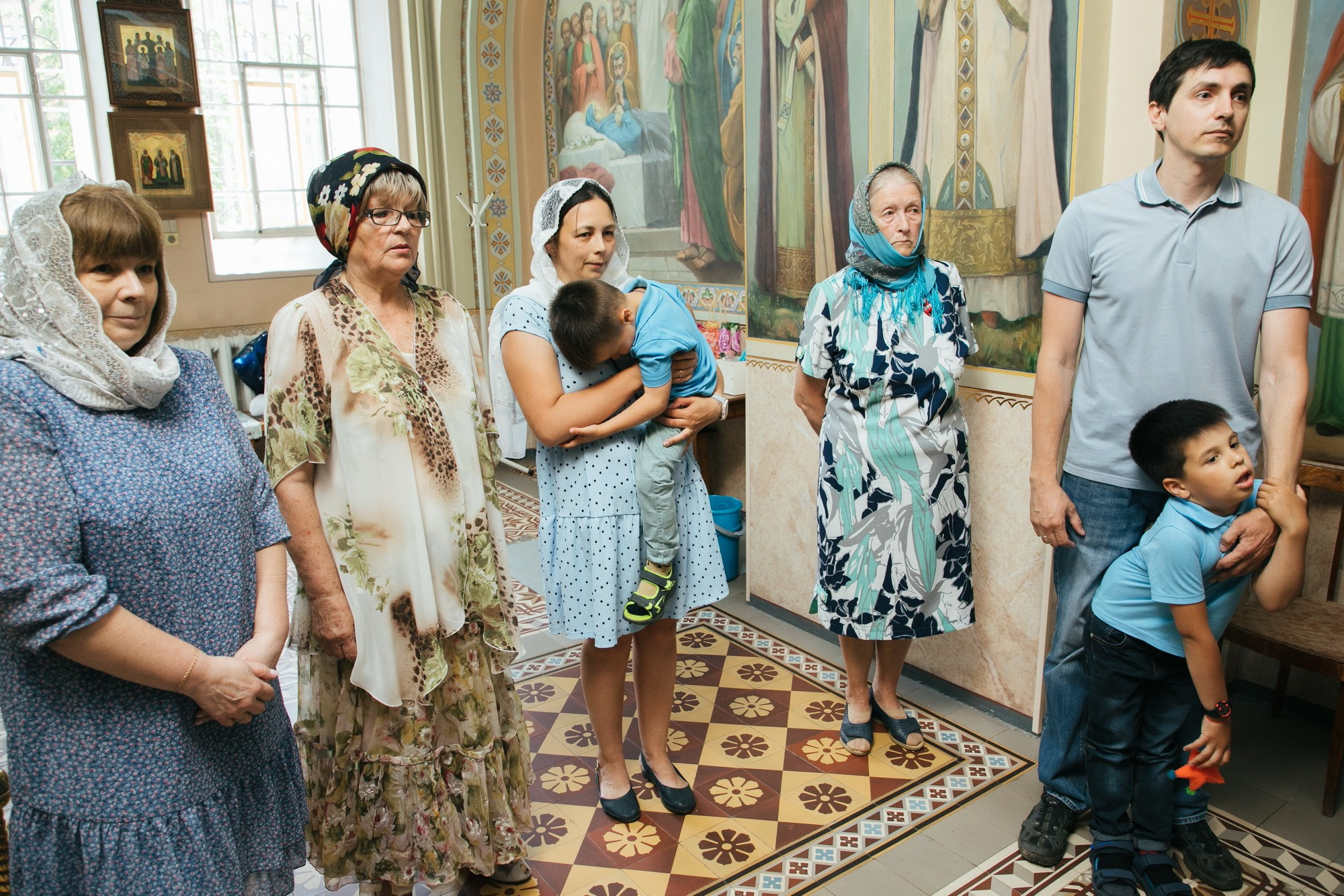 фотограф на крещение санкт петербург, справка о беседе перед крещением, сколько стоит крещение спб, лучшие храмы для крещения, крещение ребенка в спб цены, пушкин церковь узнать про крестины что нужно, что нельзя делать перед крещением, лучшие храмы для крещения, санкт петербург фотограф, крестить без крестных, всего один крестный, имя для крещения малыша