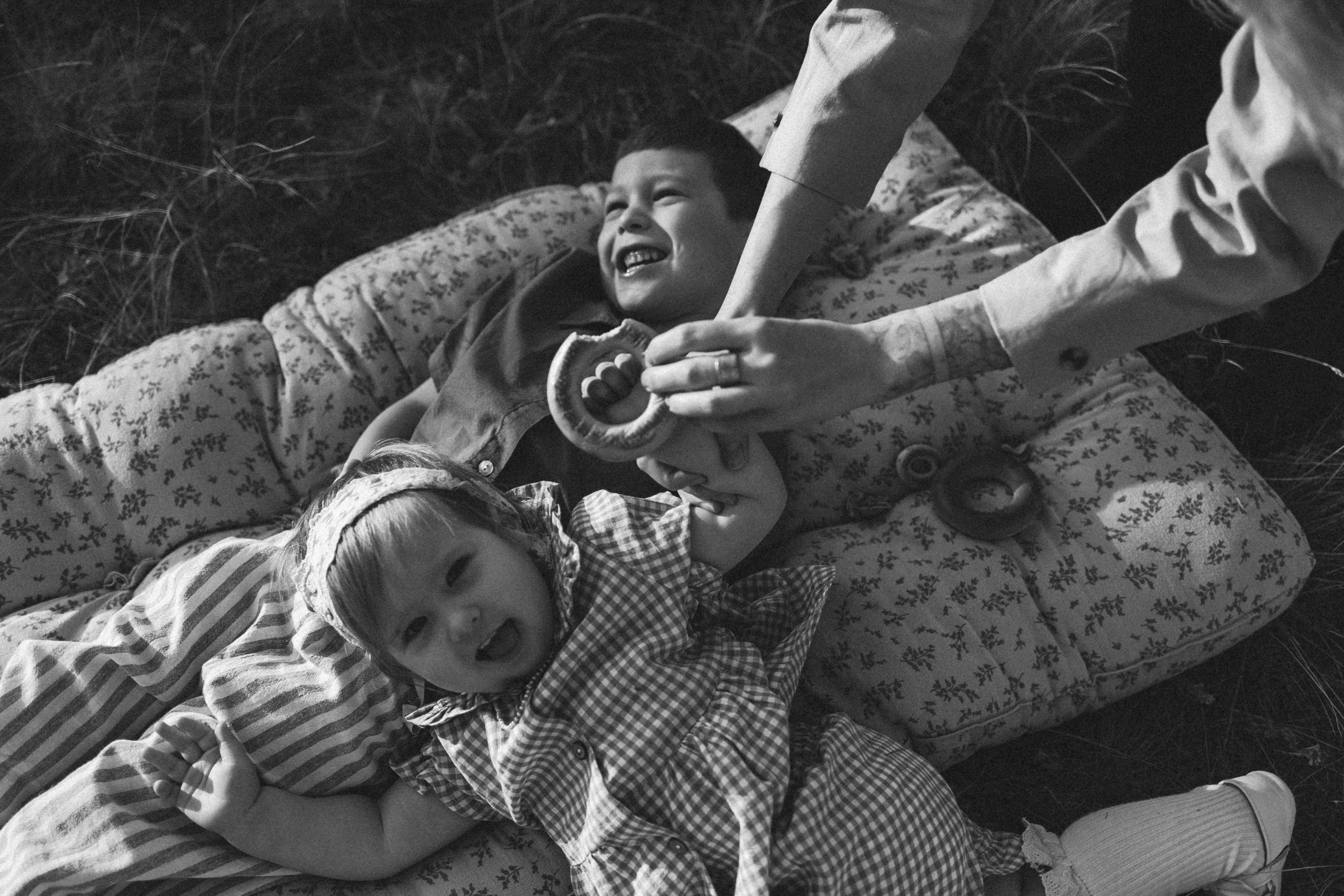 Счастливые моменты детства. Фотокарточки о вас и о большой любви!