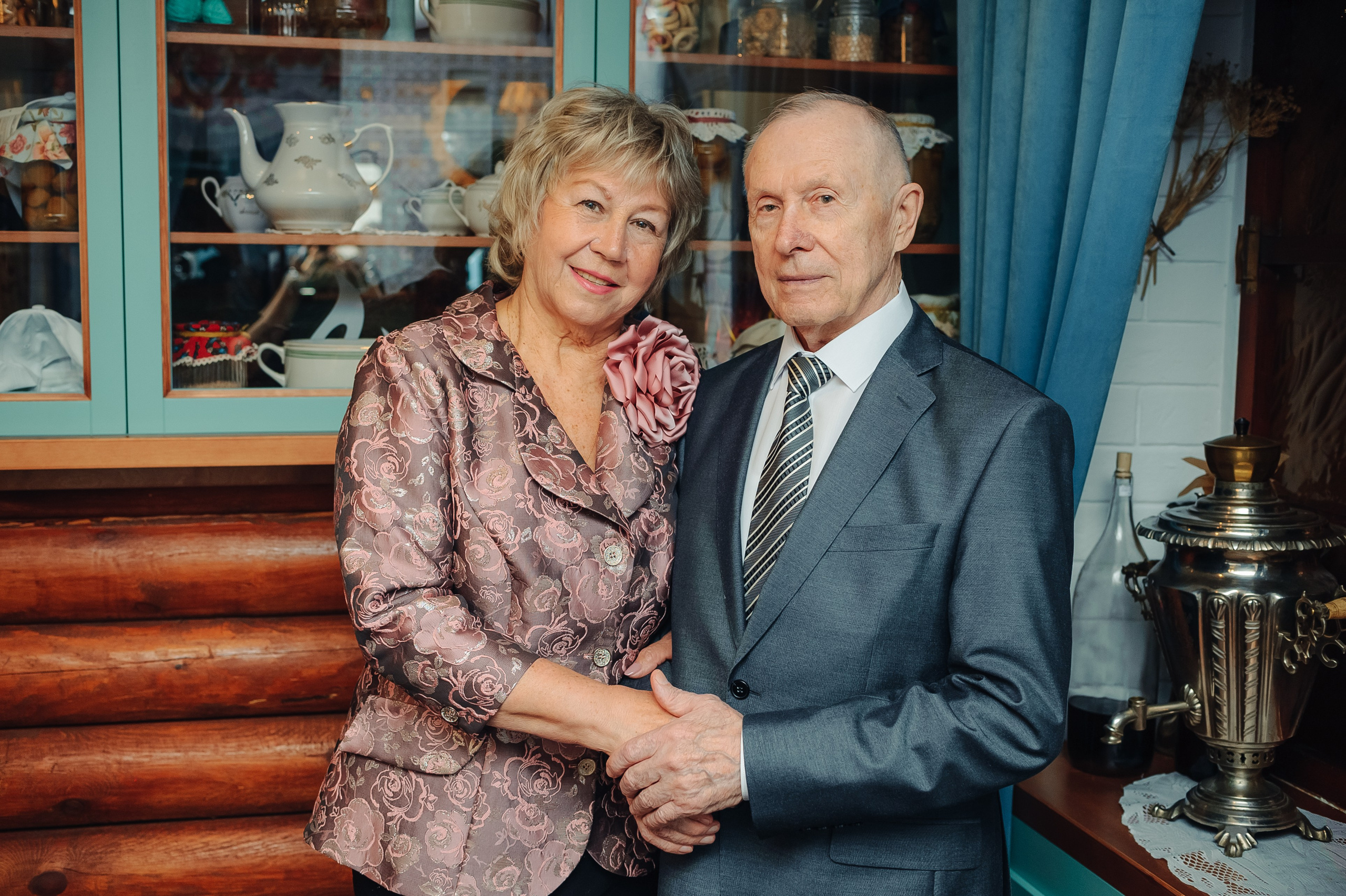 Тихий семейный праздник в ресторане Подкова. Свадебный фотограф в Екатеринбурге Артём Зайнетдинов