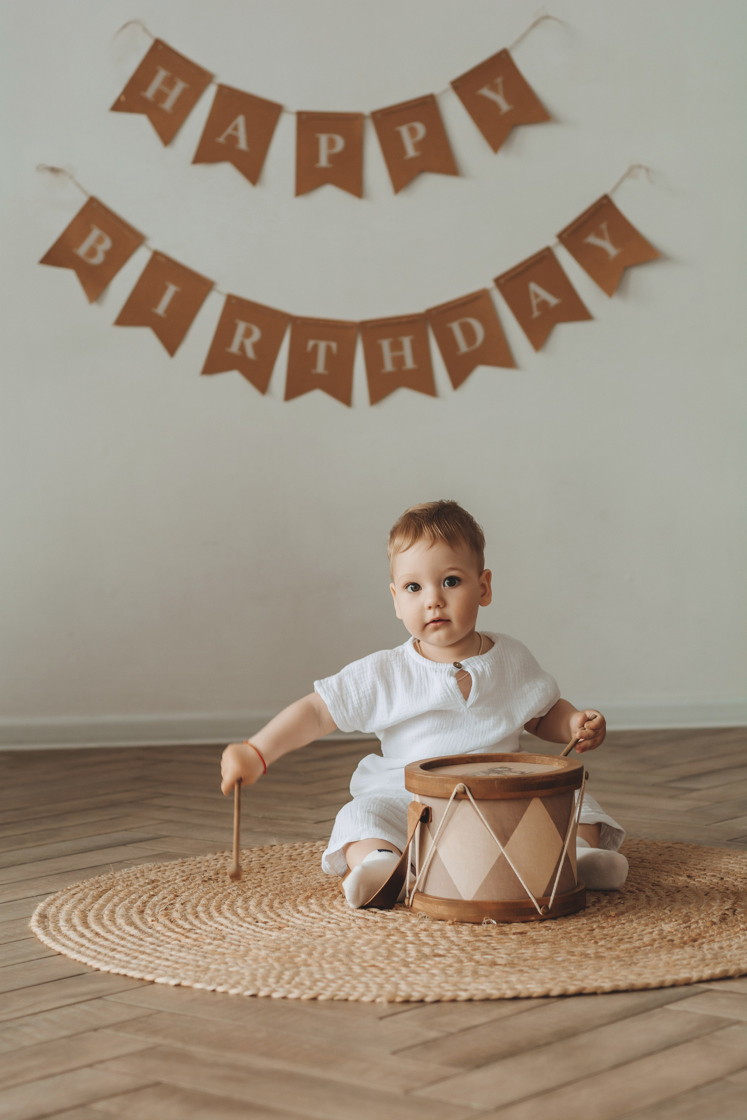 Фотосессия годика минимализм. Семейный и детский фотограф Кущ Наташа