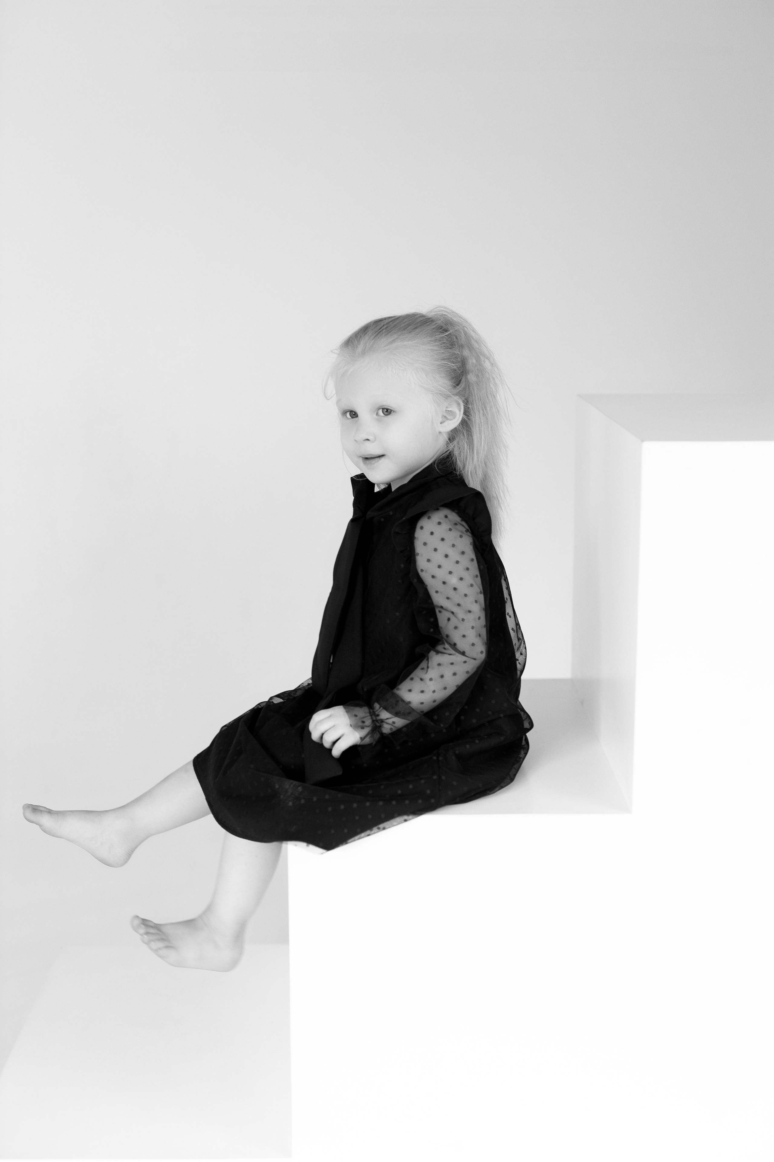 Семейная фотосессия монохром. Свадебный и семейный фотограф в Алматы Алексей Балышев