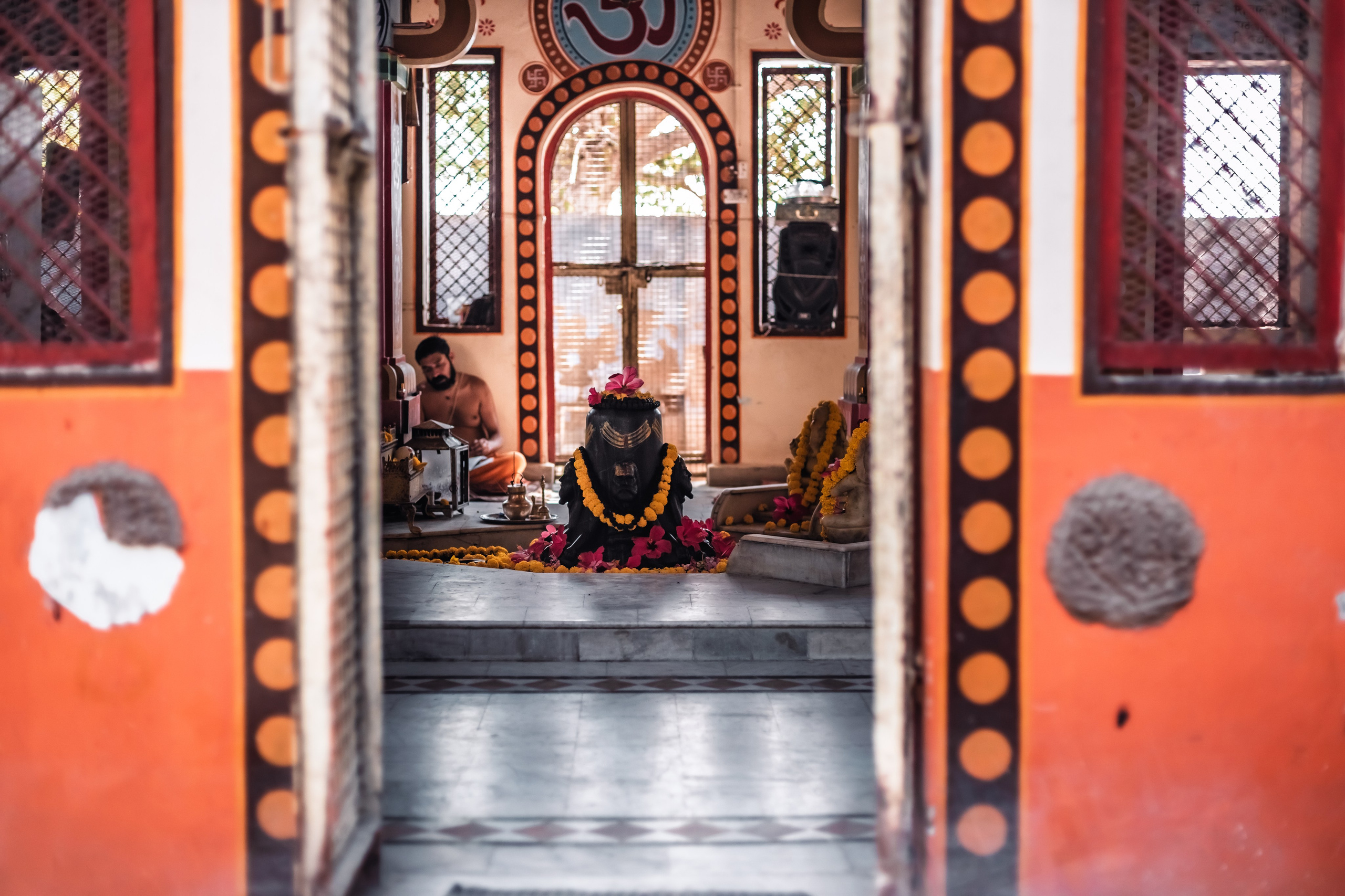 Devraha baba ji ashram life 2025. Mariam Bagdasaryan