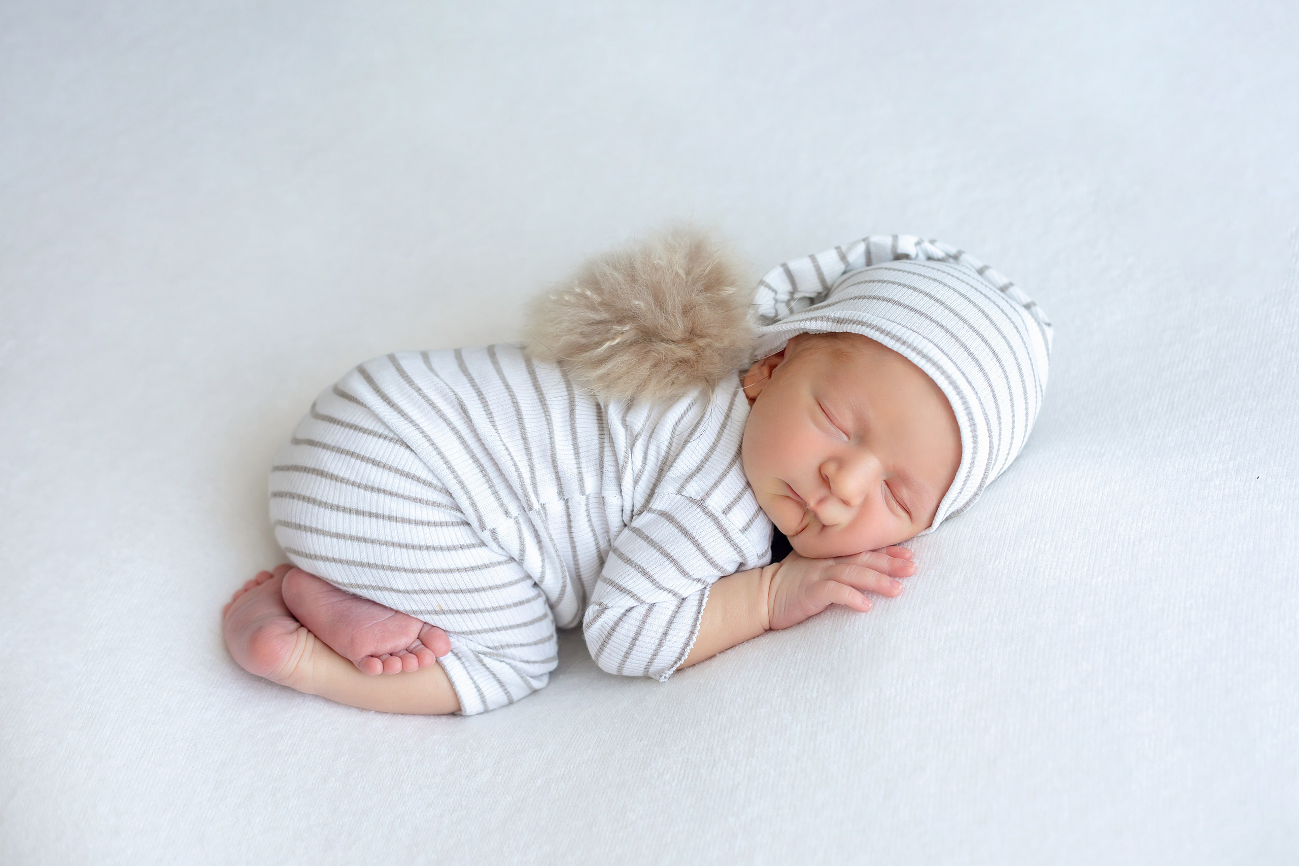 Новорожденные до 28 дней. Фотограф новорожденных в Тюмени
