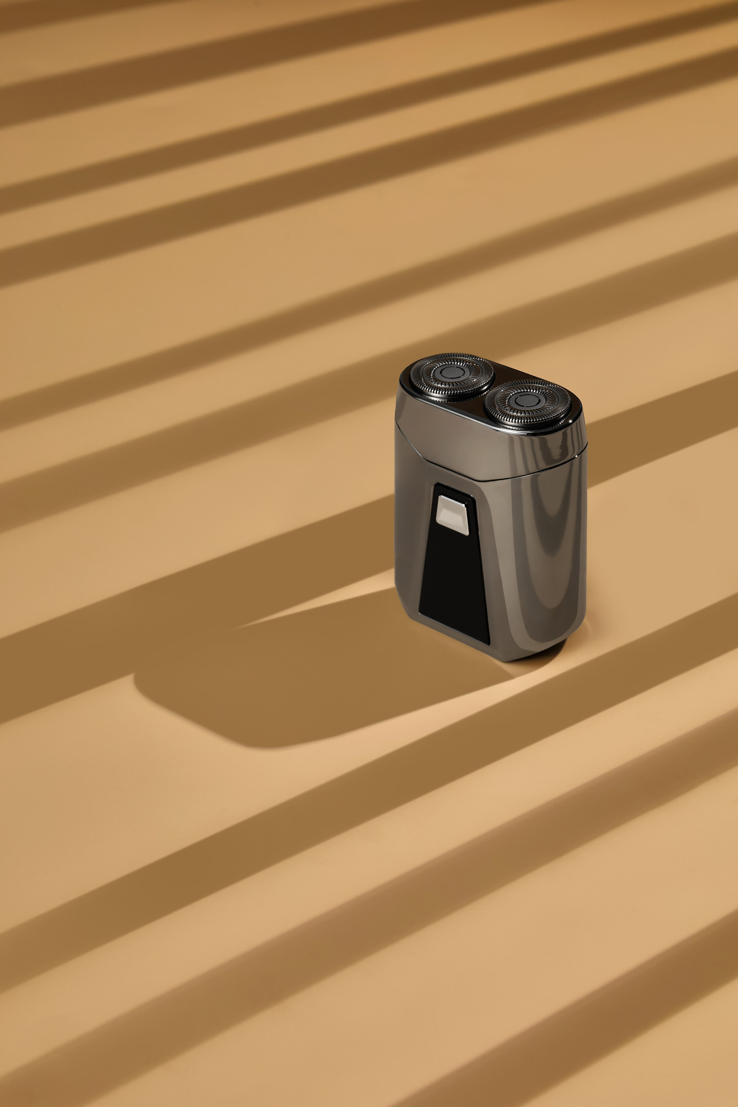 Ретушь фотографий косметических аппаратов | Студия SVITHART