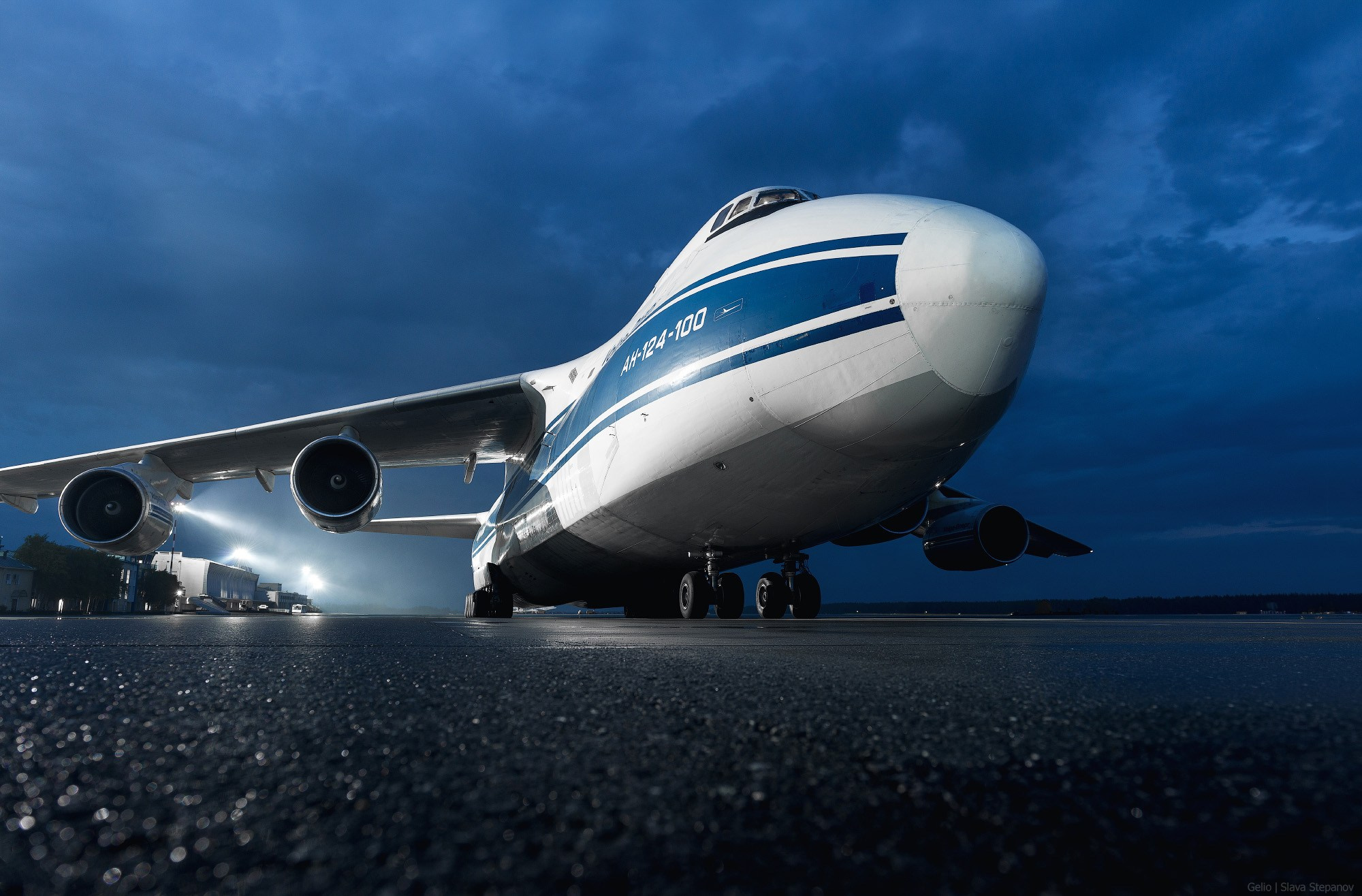 Самолёт Ан-124 Руслан 