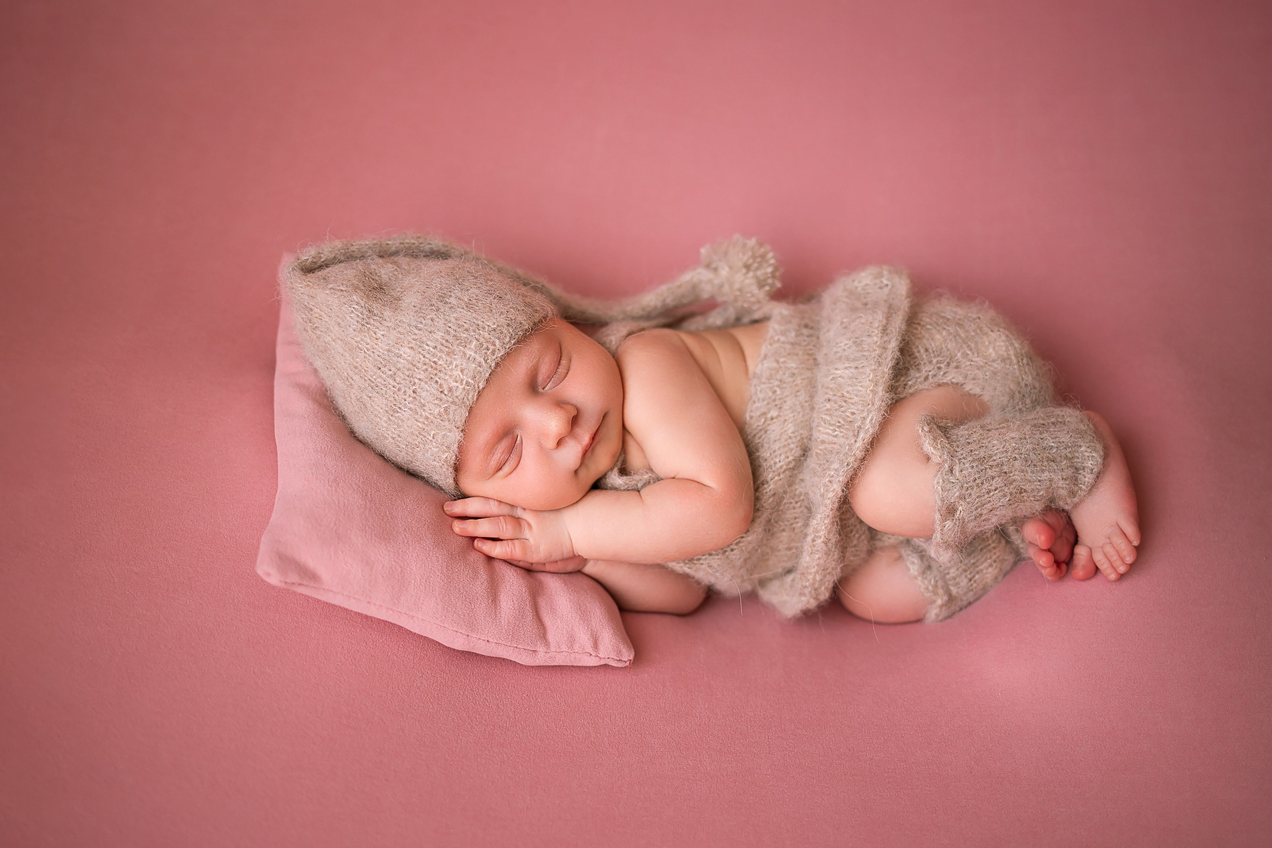 Фотосессия новорожденного. Фотограф новорожденных в Новосибирске