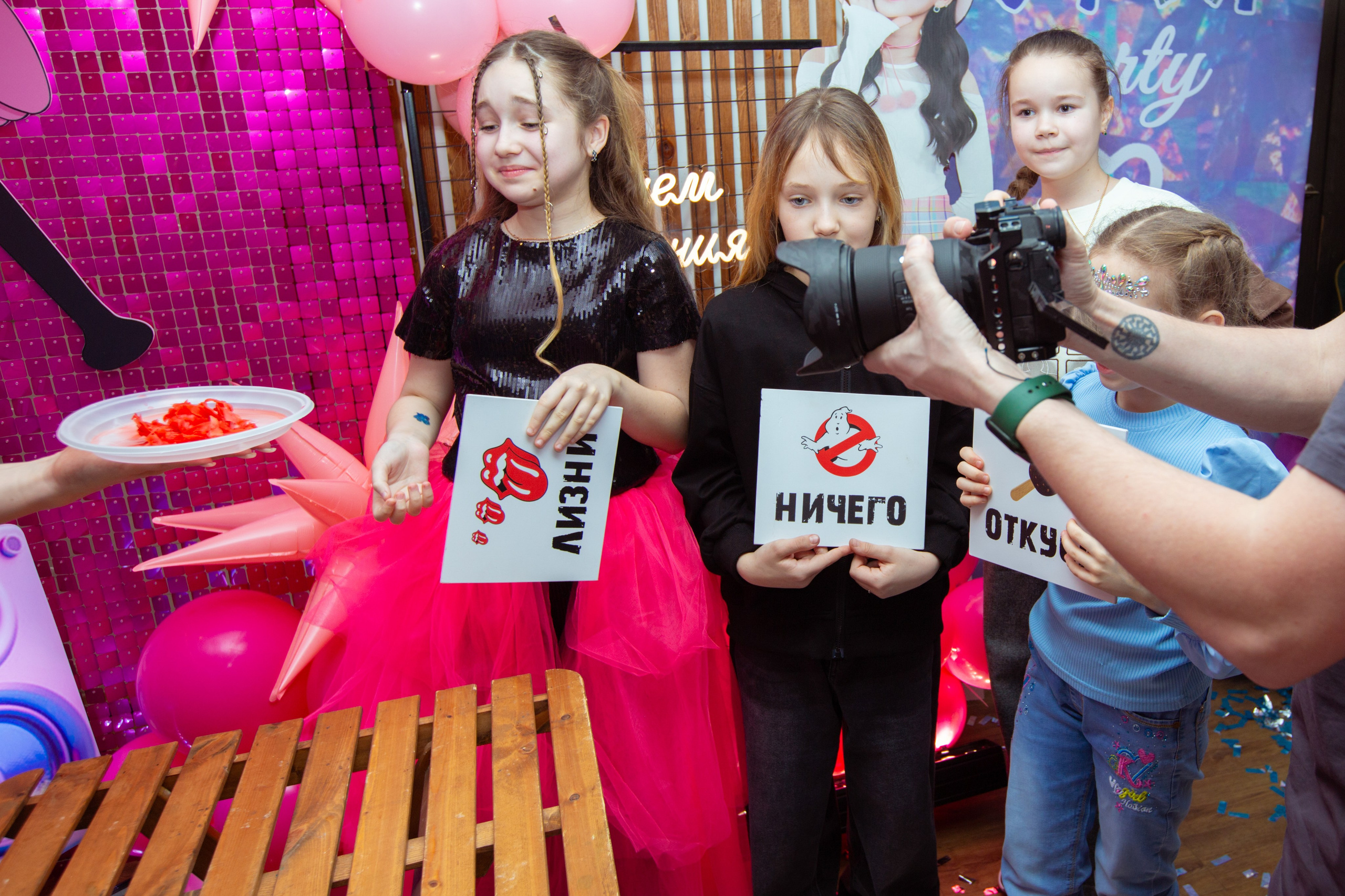 День рождения Ульяны. Фотограф Антонина Свешникова. ВЫПУСКНЫЕ ФОТОКНИГИ для детских садов и школ. Москва, Владимир