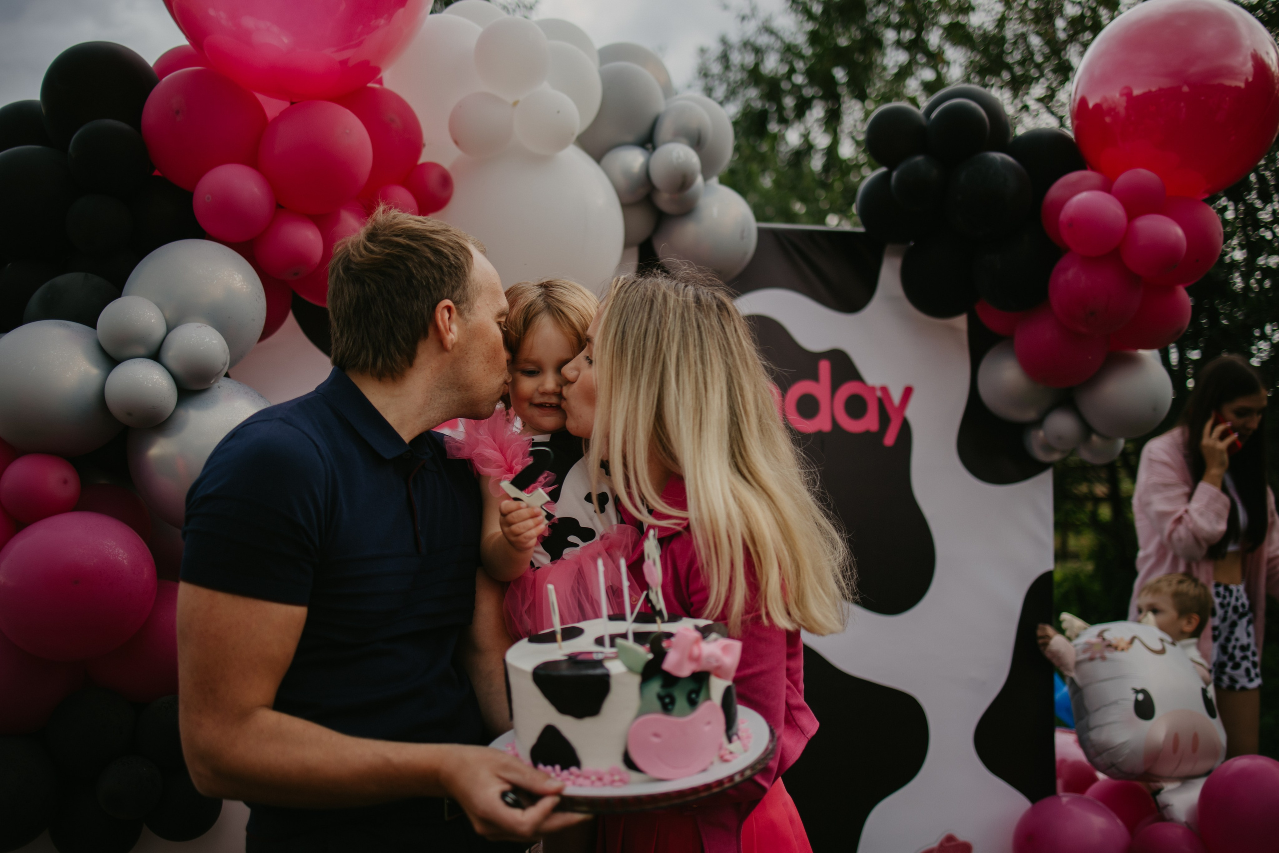 Лера 2 годика. Репортажный и портретный фотограф в Санктпетербурге. Видиосъемка мероприятий в Санкт-Петербурге