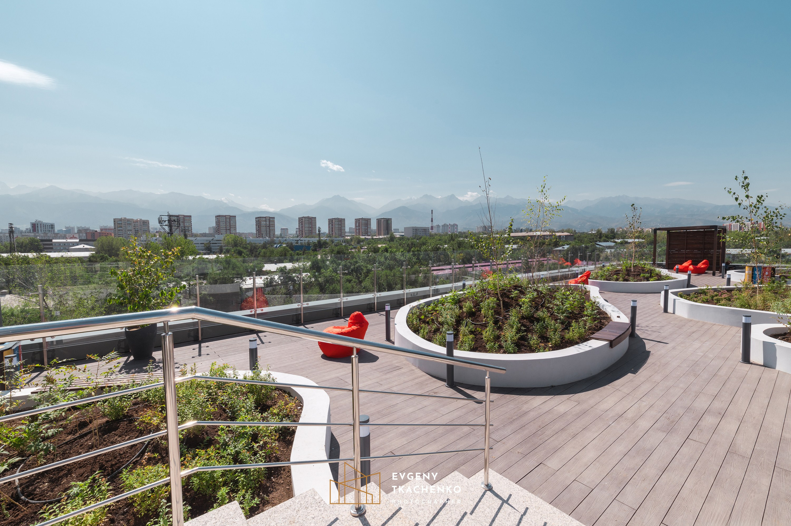 Общежитие университета NarXoz в Алматы. Архитектурный и интерьерный фотограф в Казахстане