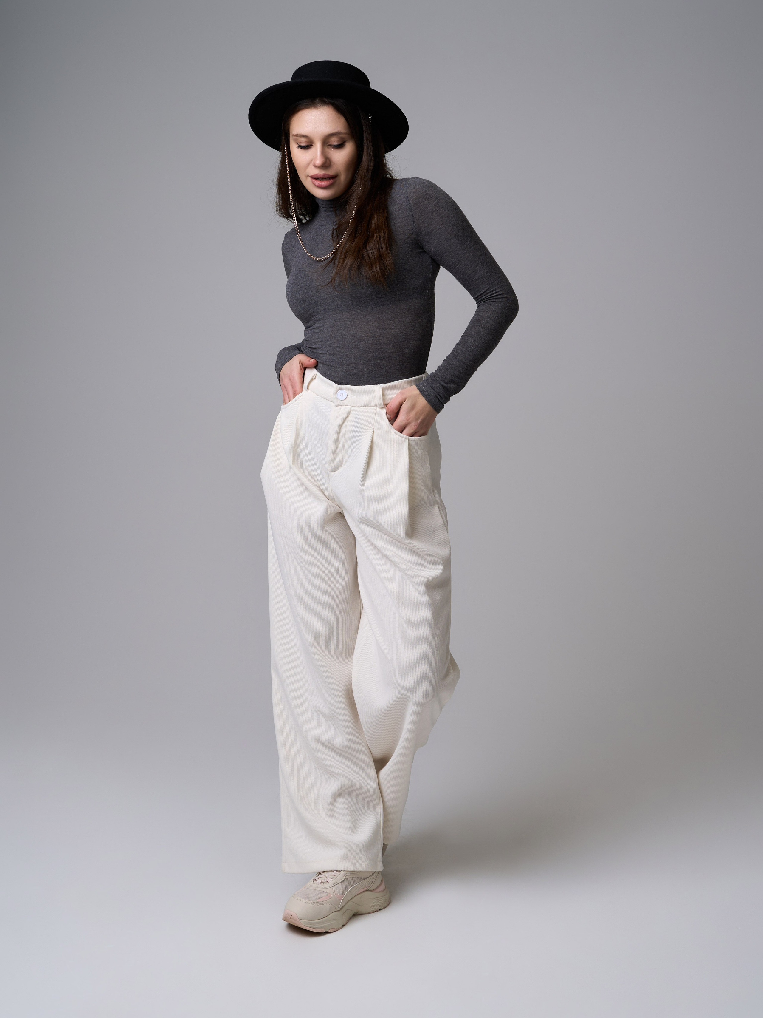 Каталожная съемка. Фотограф в стиле Fashion в Москве. Мария Сентиментальная