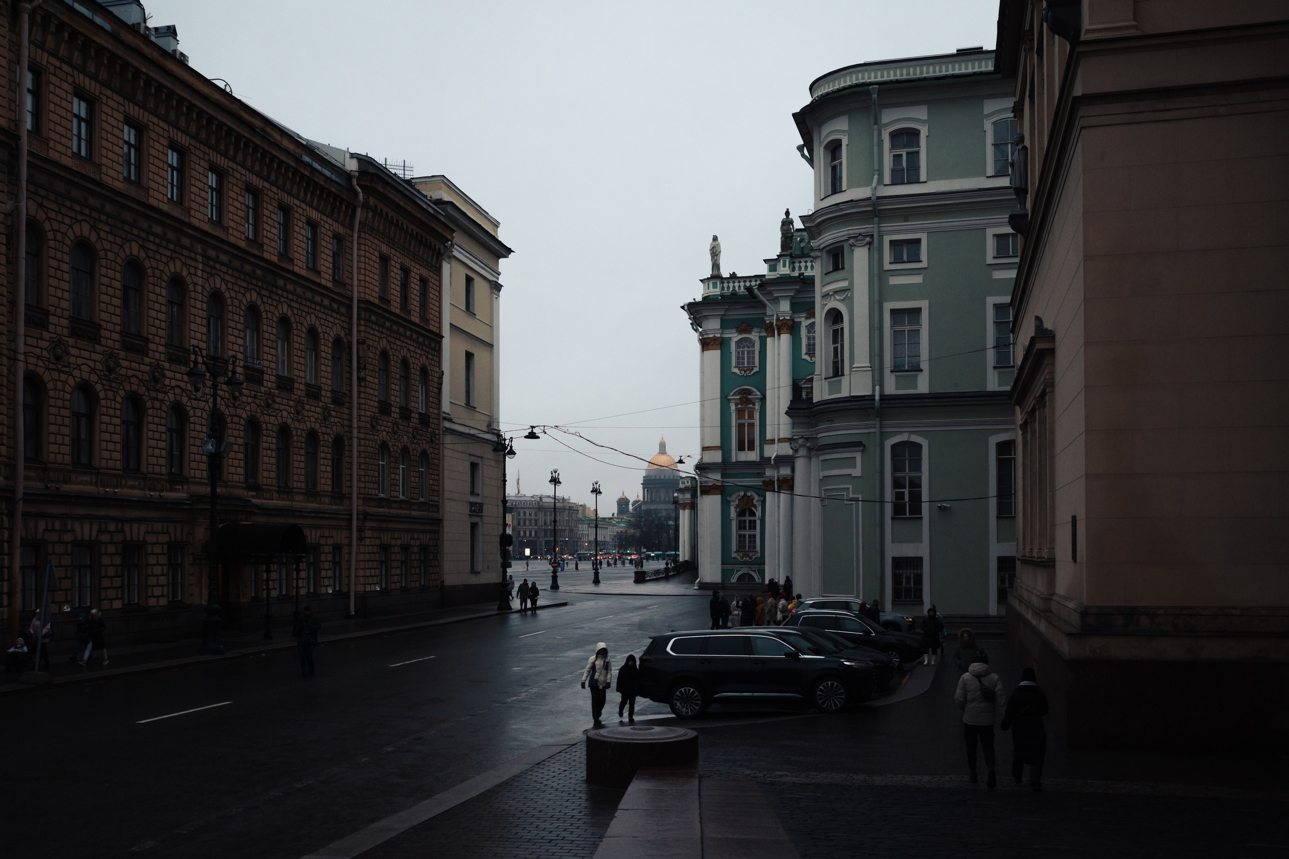 Питер. Портретный и уличный фотограф в Москве Таня Корнеева