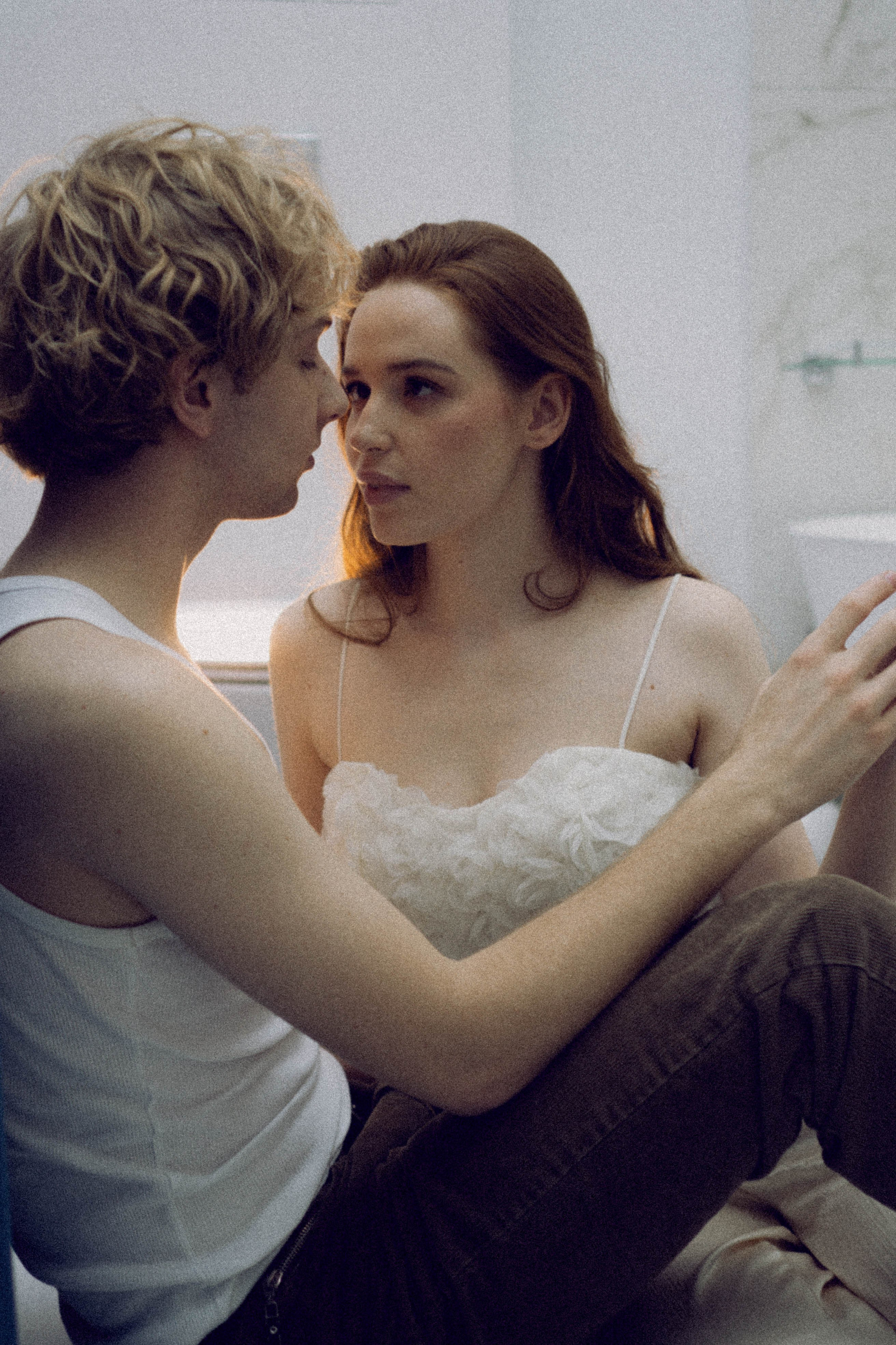 СВАДЕБНАЯ СЬЕМКА В ОТЕЛЕ. СБОРЫ ЖЕНИХА И НЕВЕСТЫ И ТАКЖЕ ТОР И ПОДГОТОВКА К ПРОГУЛКЕ. Профессиональный фотограф, Санкт-Петербург — Виктория Богомолова