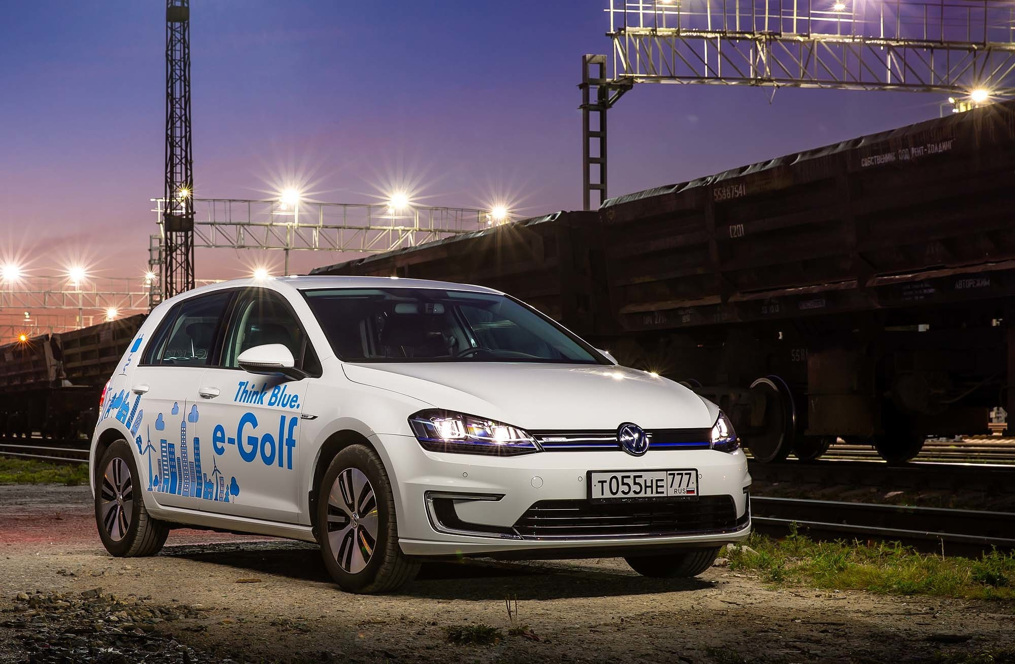 VW Golf VIIE. Фотограф Дмитрий Питерский