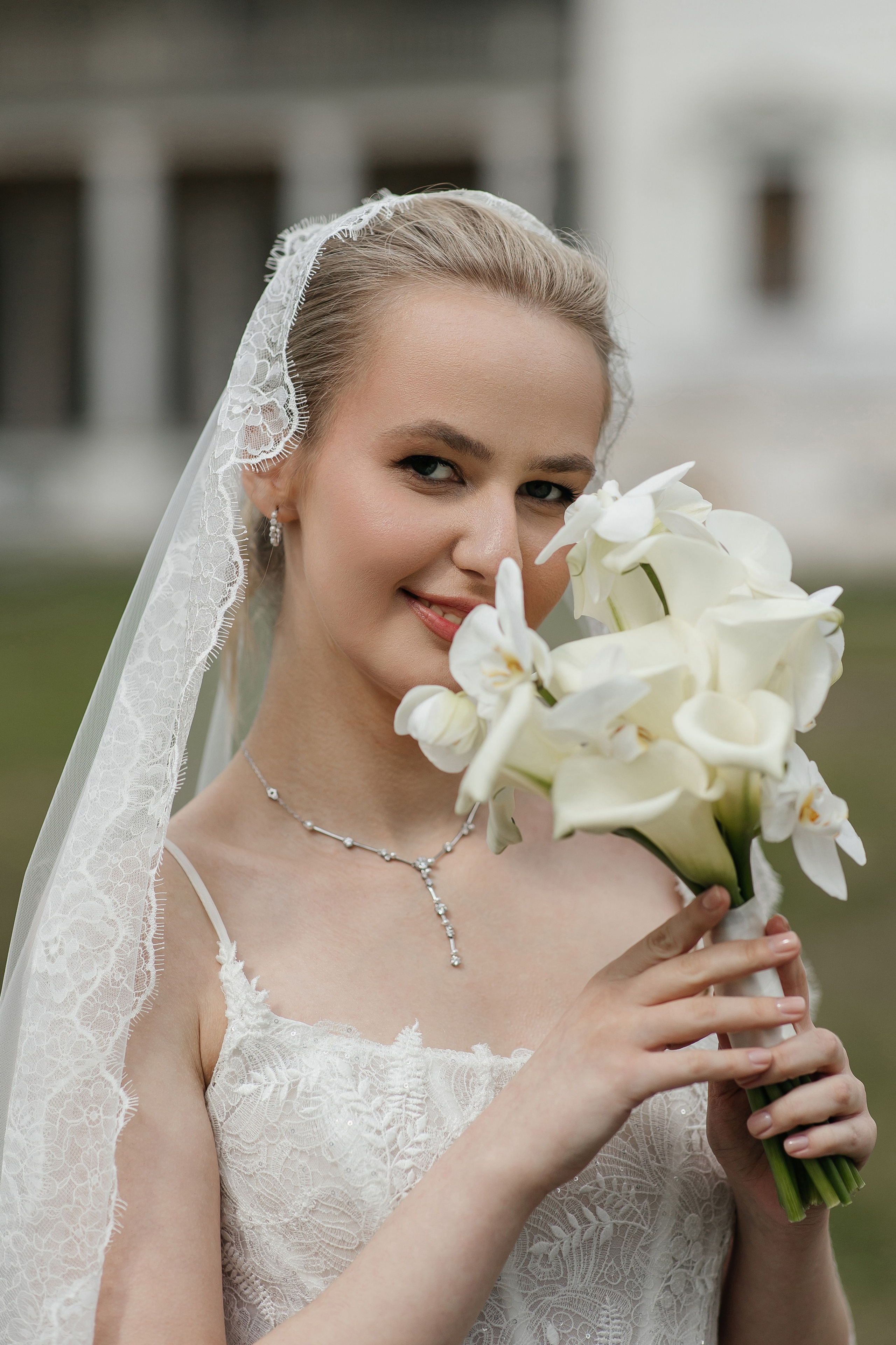 Свадебная фотосессия в Усадьбе Остафьево. Свадебный фотограф в Москве Дарья Олендарёва