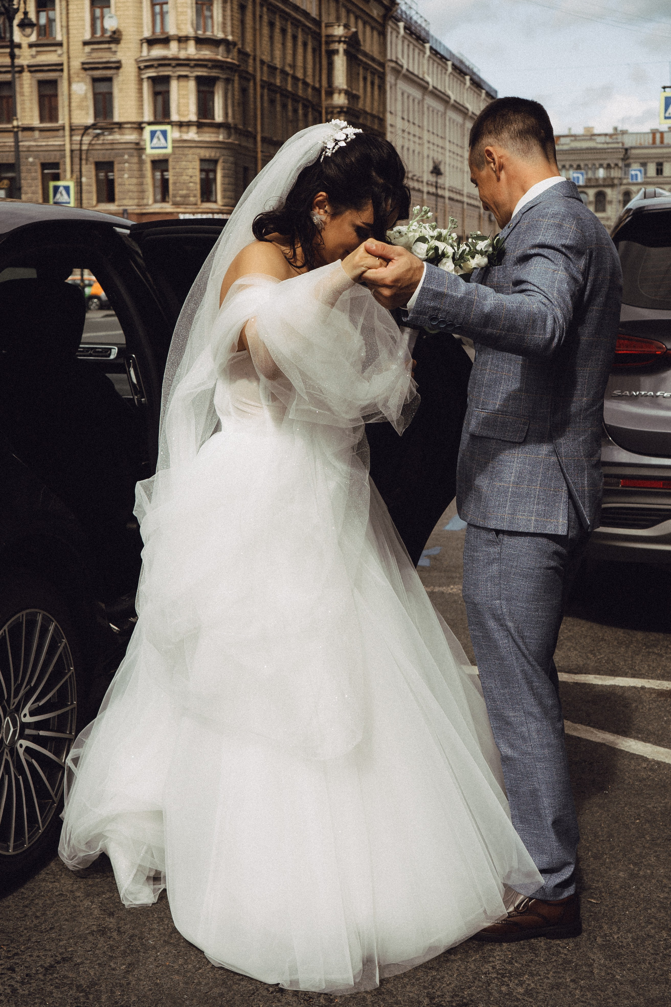 СВАДЕБНАЯ ПРОГУЛКА РЕСТОРАН МЫ ЖЕ НА ТЫ И ФОТОСЕССИИЯ С АВТОМОБИЛЕМ. Профессиональный фотограф, Санкт-Петербург — Виктория Богомолова