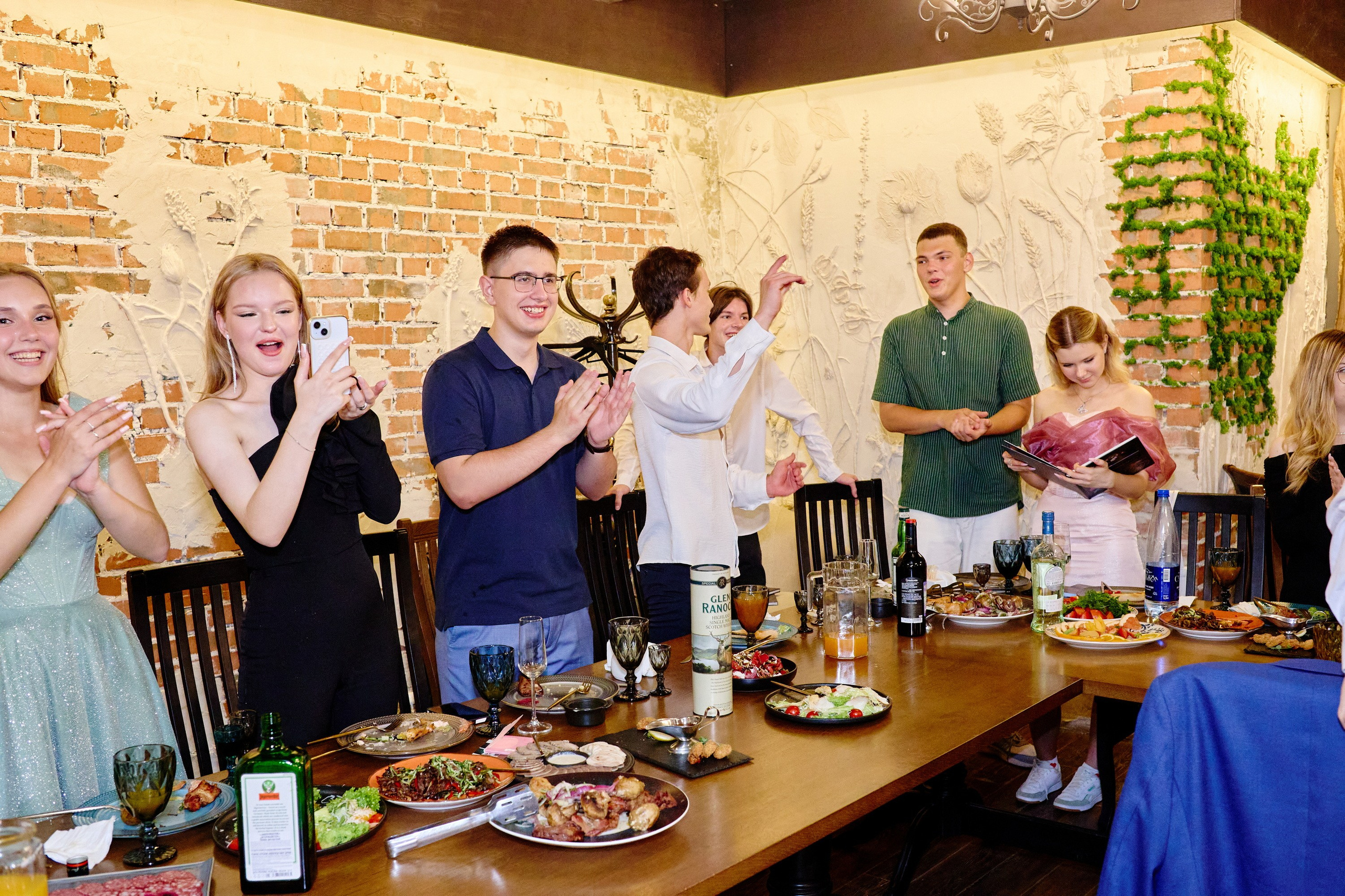 Выпускной 35 Сош. Фотограф Выпускные альбомы Таганрог Сергей Коробченко