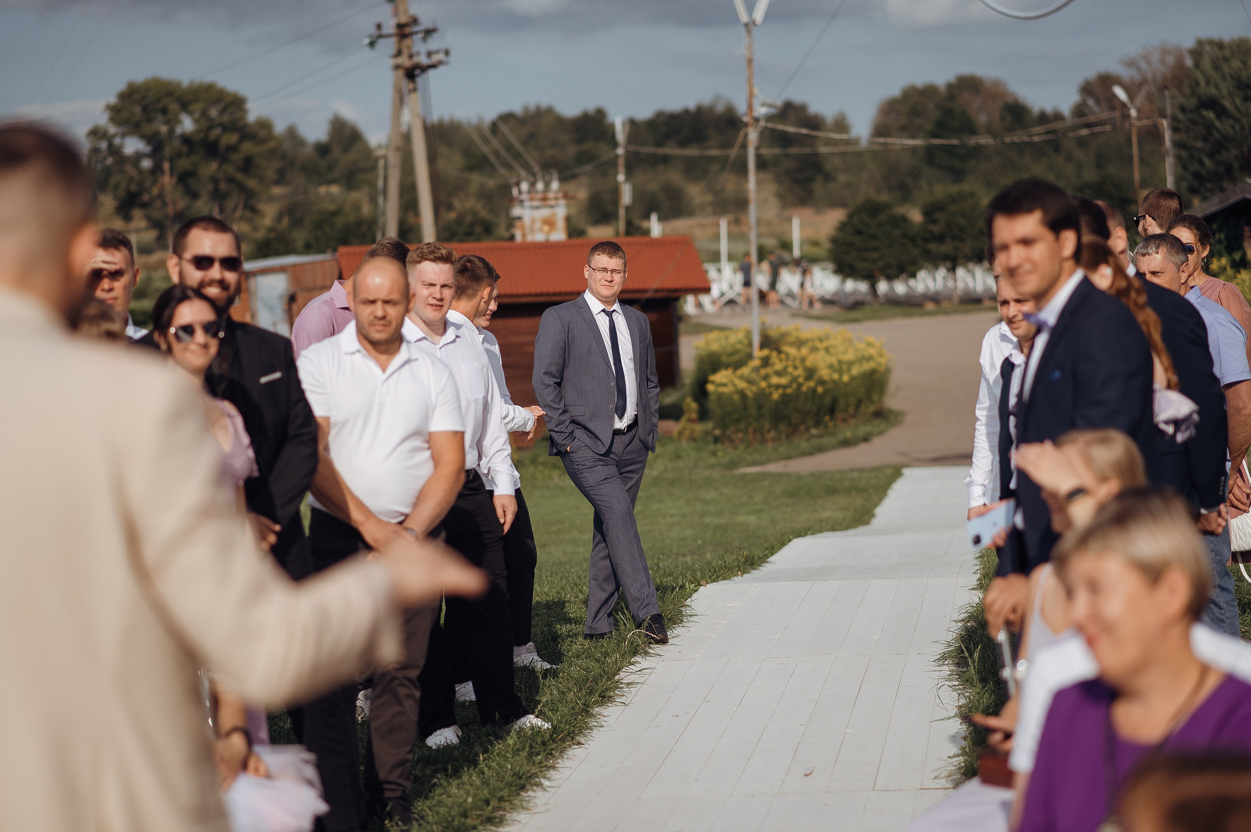 Семейный и дружелюбный свадебный день Людмилы и Сергея. Свадебный фотограф в Ярославле Денис Медоваров