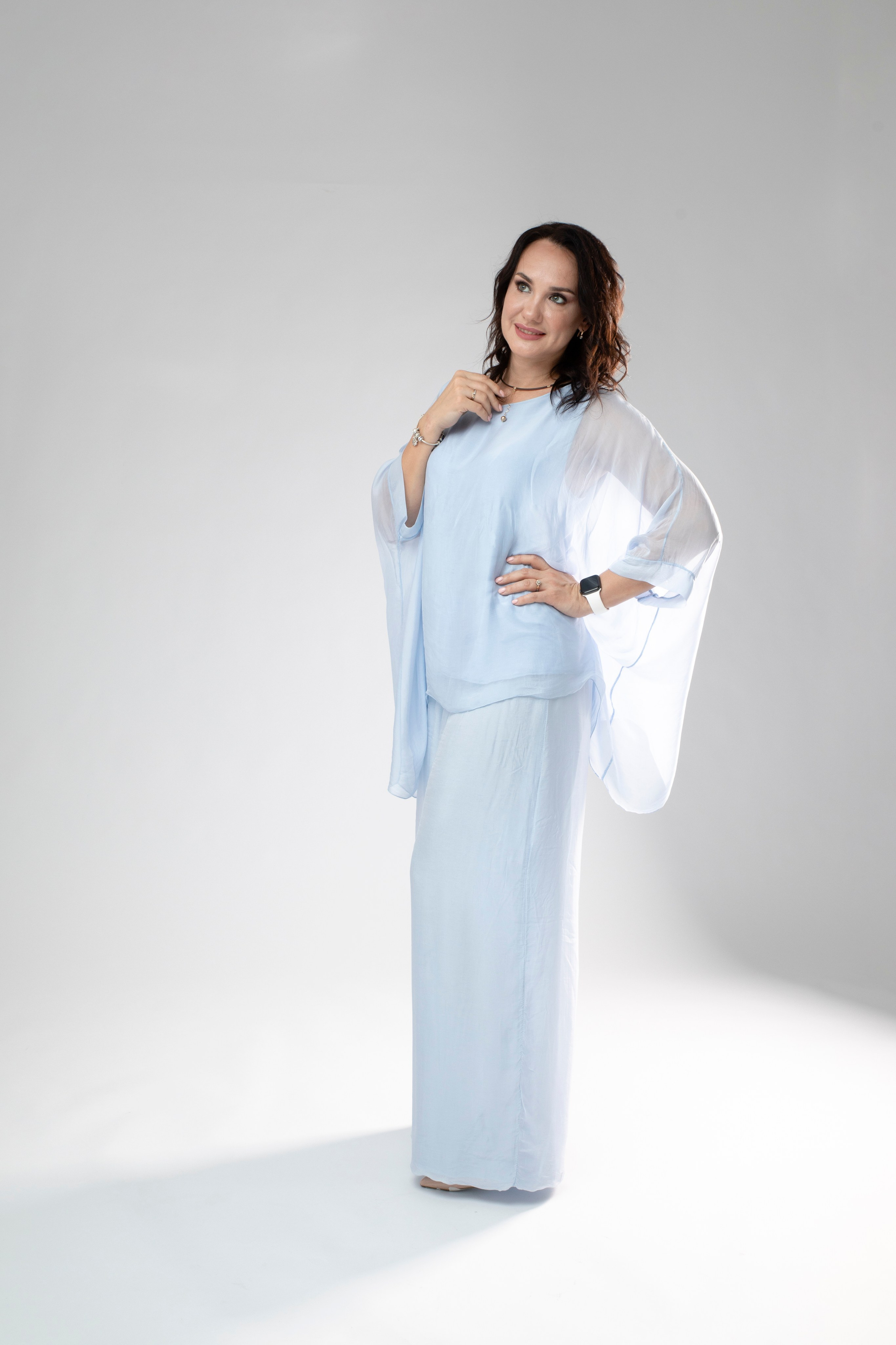 Женский, бизнес портрет фотосессия в городе Алматы. Фотограф беременности, новорожденных и детей до года в г. Алматы|Totofoto