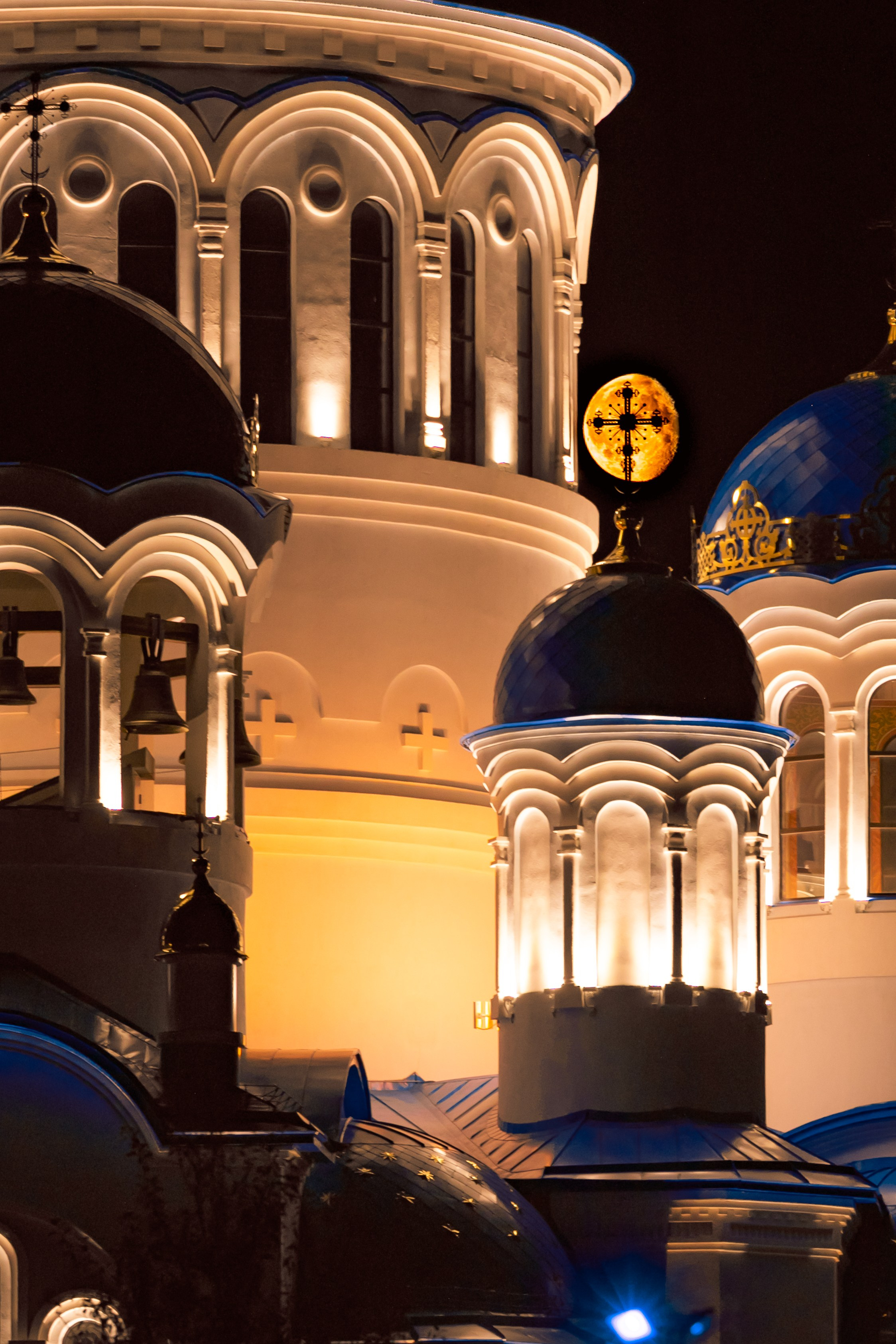 Город в ночи. Фотограф Елена Вишневская (Ушакова) Нефтеюганск, Сургут, Тюмень