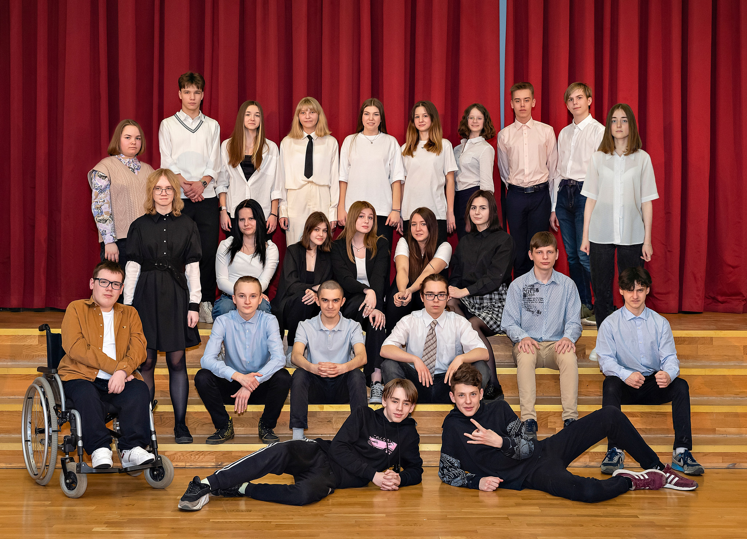 Весна. Школа. 9-Е класс Школа 1413. Детский и семейный фотограф г. Москва Оксана Катаджи