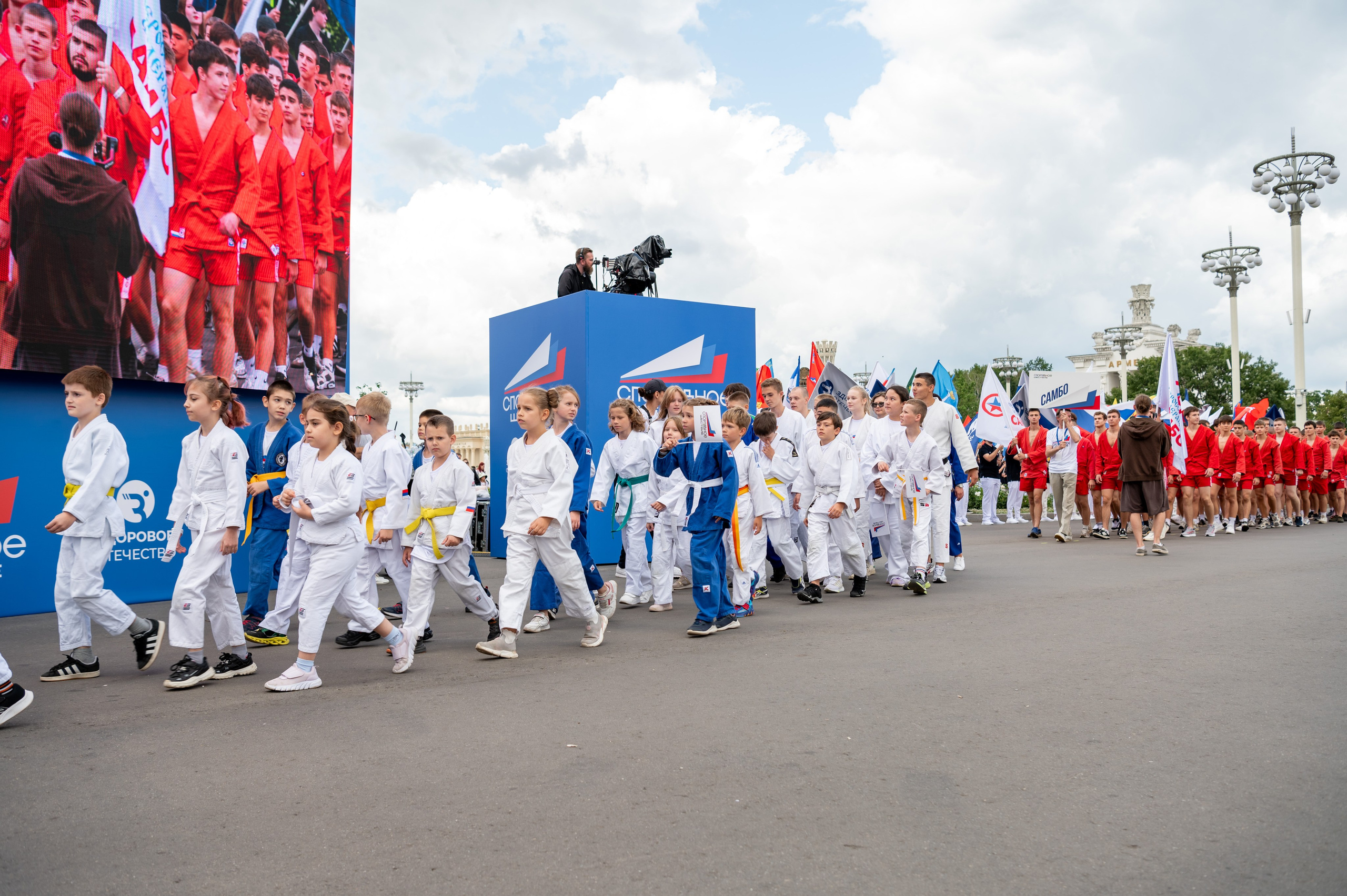 Спортивное шествие посвященное Дню физкультурника!. Детский и семейный фотограф г. Москва Оксана Катаджи