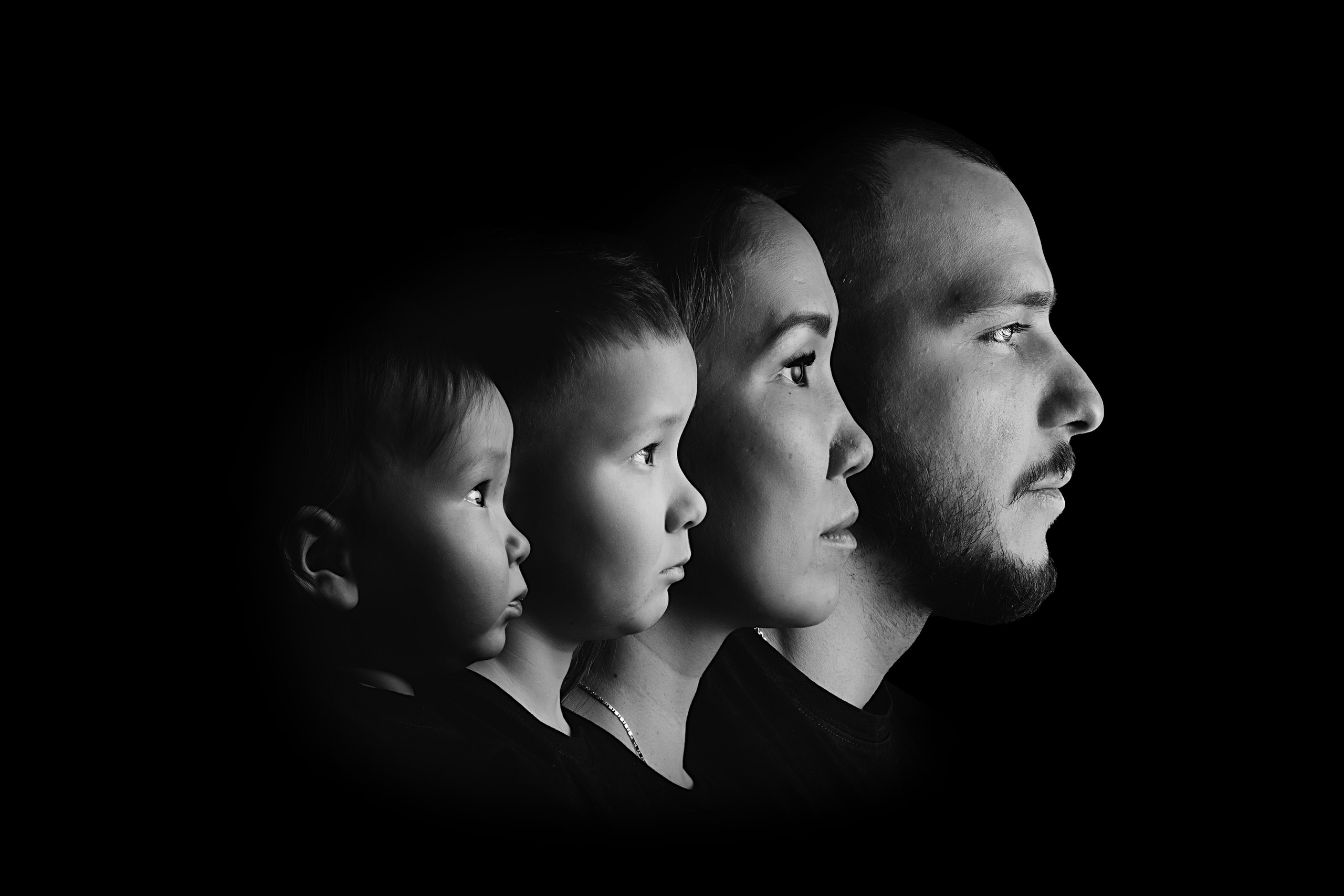 Профили. Семейный фотограф Тюмень, фотограф на роды Салмина Мария