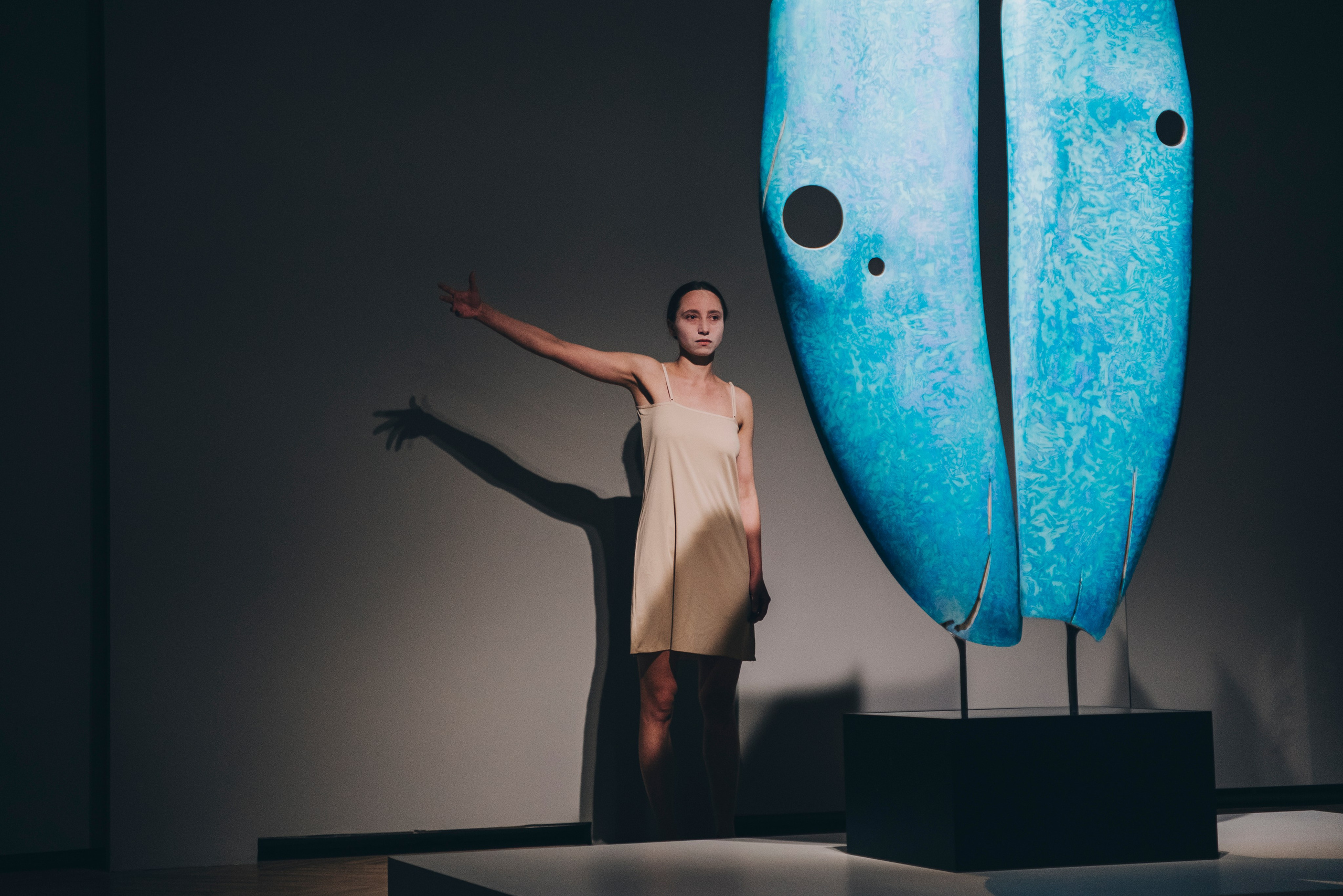 Перформанс в галерее. Фотограф в Иркутске Анна Мирошникова