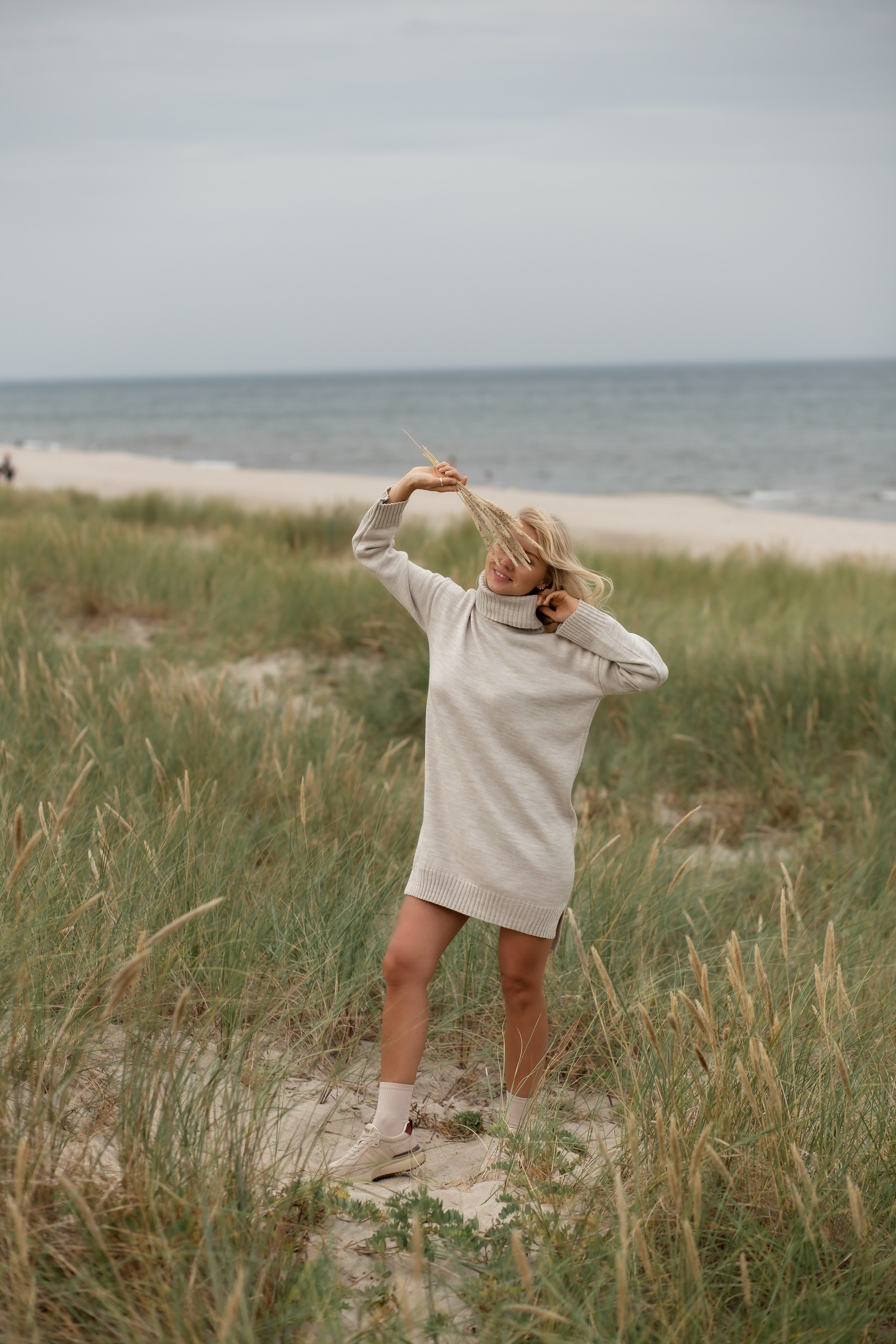 Вера в Янтарном. Перед дождем. Фотограф в Калининграде Решетникова Алина