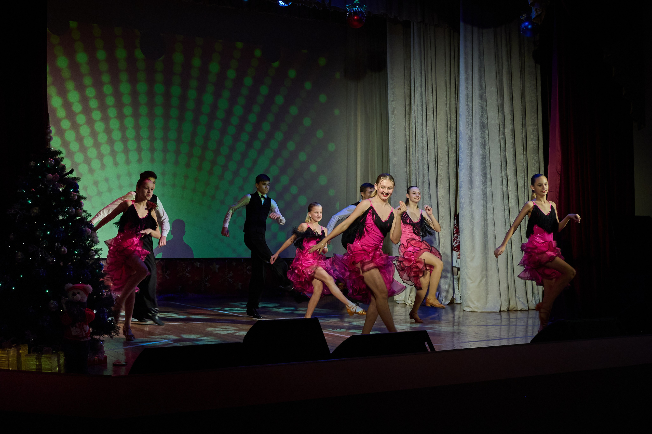 Новогодний концерт. Жизнь курорта Кабардинка в фотографиях