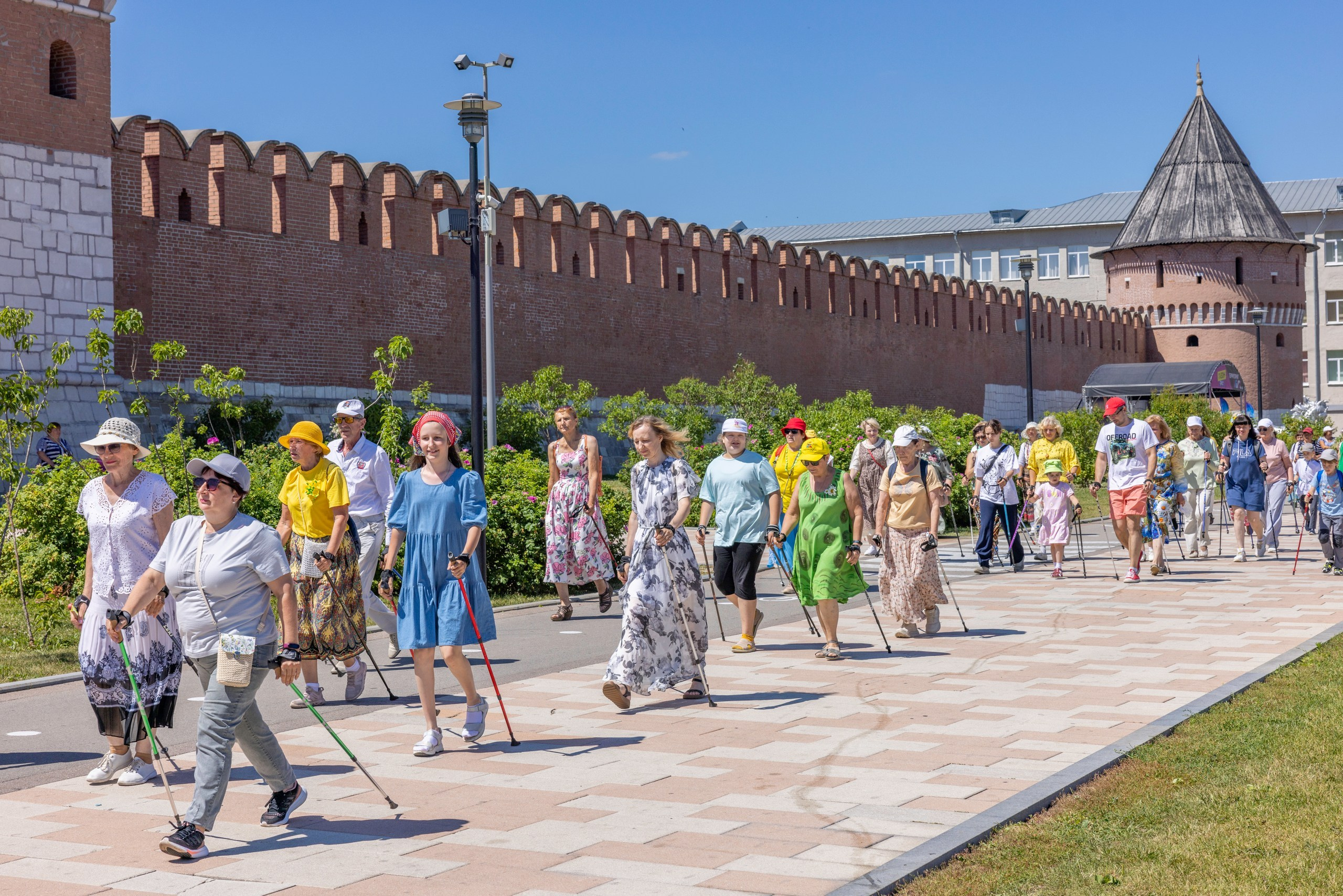 Фестиваль «Ромашковый хоровод». Северная ходьба. Фотограф в Туле Крупский АнДРей. Фотостудия «КАДР71» в Туле