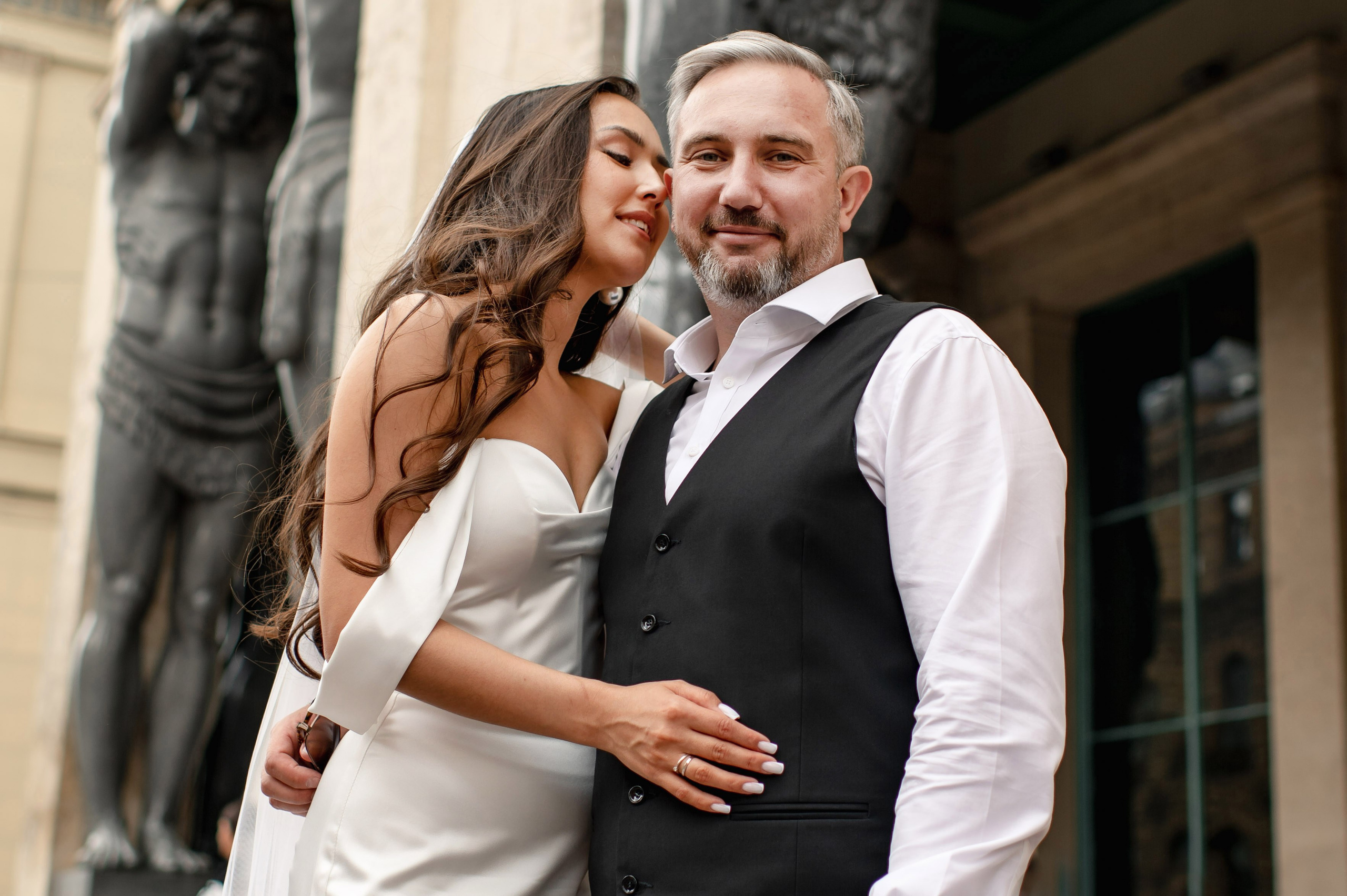 Классическая свадебная фотосессия Аины и Антона по самым красивым местам для свадебной прогулки в Санкт-Петербурге. Портретный, семейный и свадебный фотограф в Санкт-Петербурге и в Пушкине Ширяев Денис