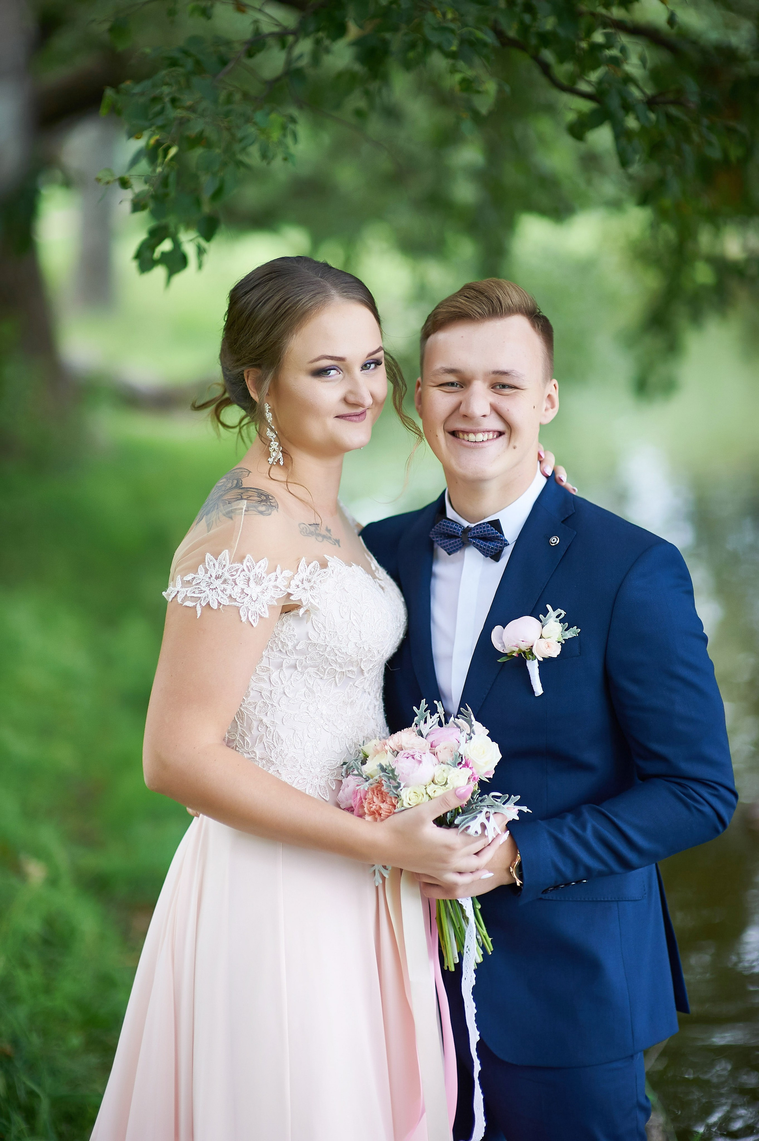 Ульяна и Дмитрий (свадебная прогулка в Сестрорецке под дождем, , фотосессия в верхнем парке Петергофа). Портретный, семейный и свадебный фотограф в Санкт-Петербурге и в Пушкине Ширяев Денис