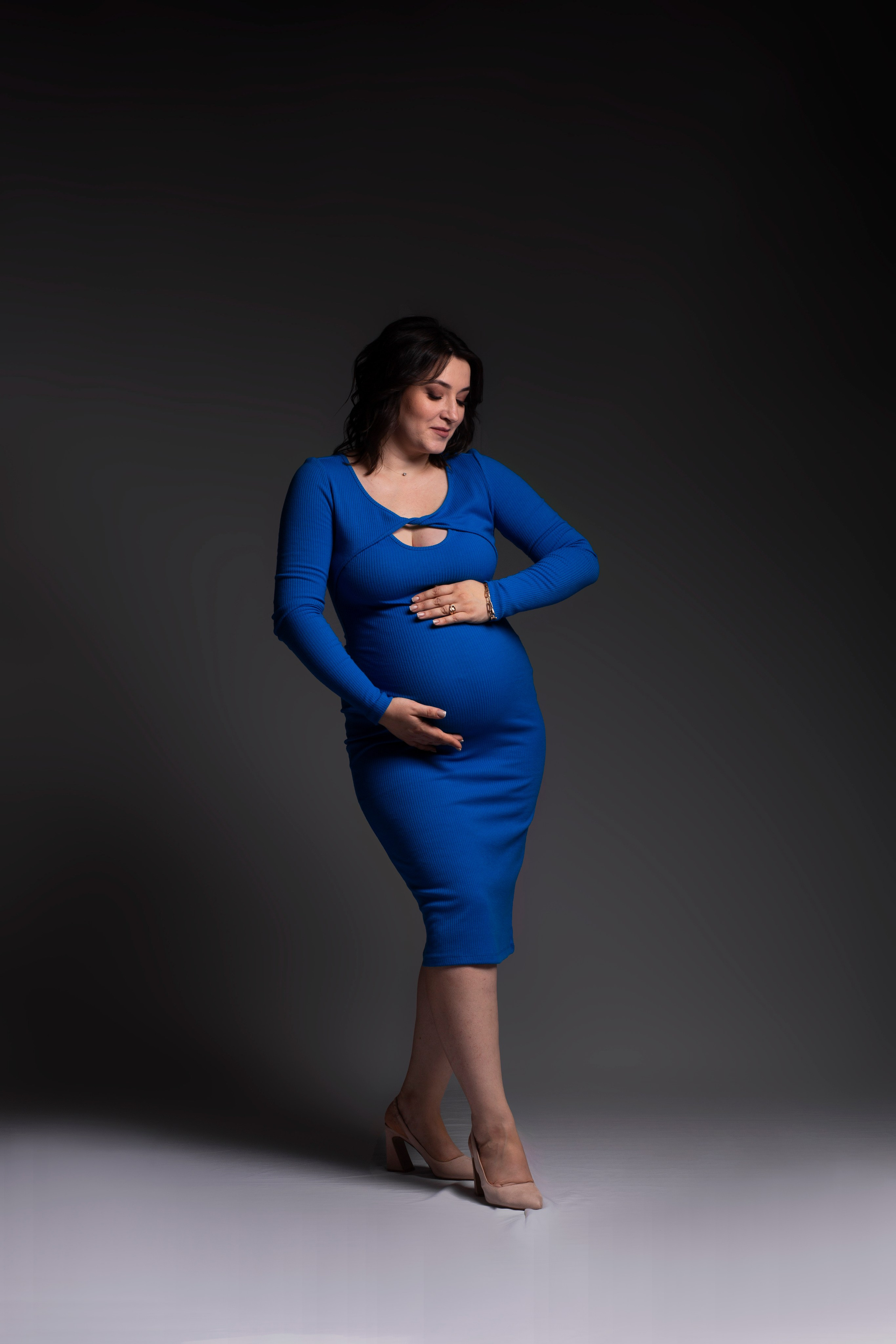 Фотограф беременности и женского портрета Виктория Энгель