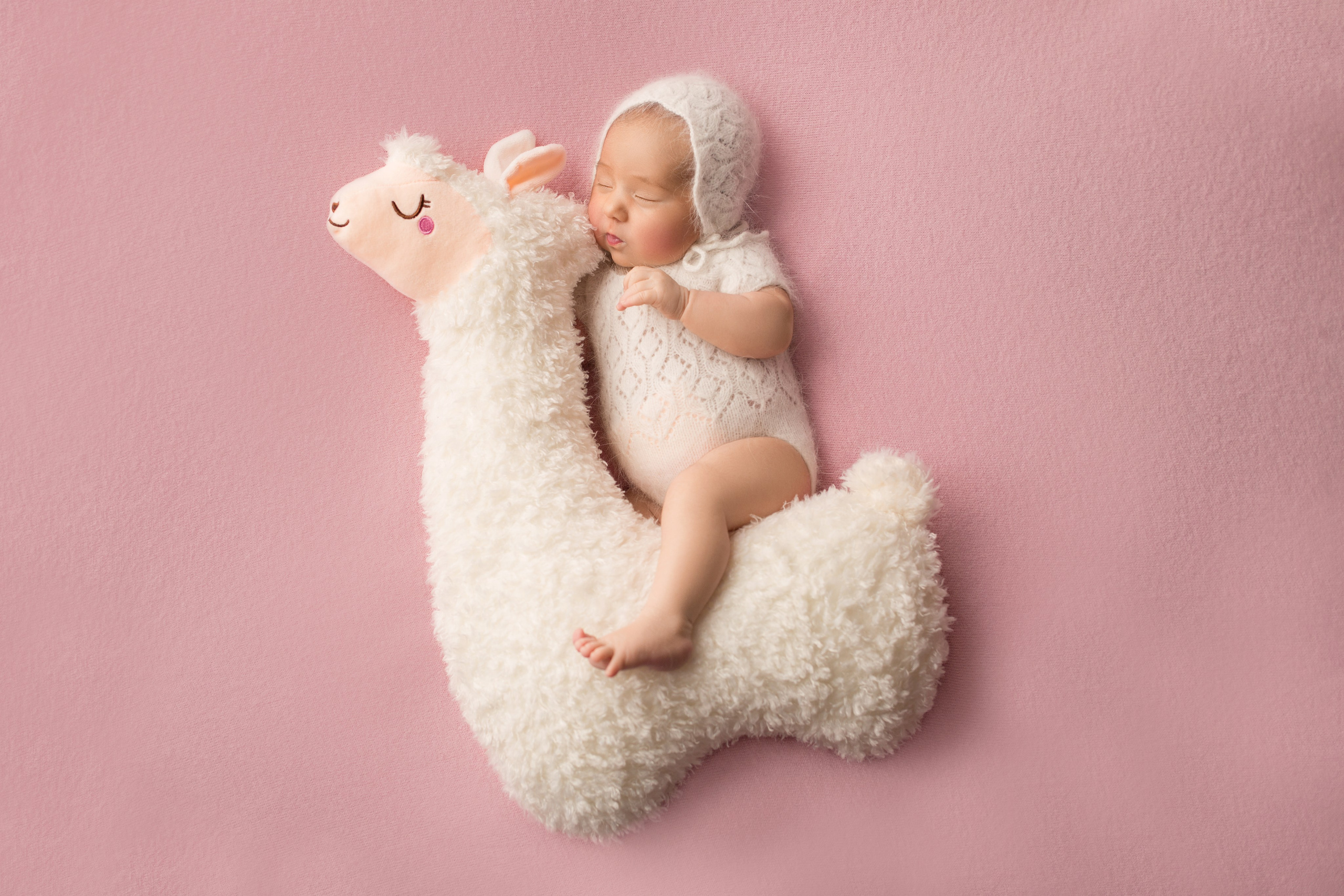 Ньюборн девочки. Фотограф новорожденных, семейный, детский фотограф в Москве и Московской области
