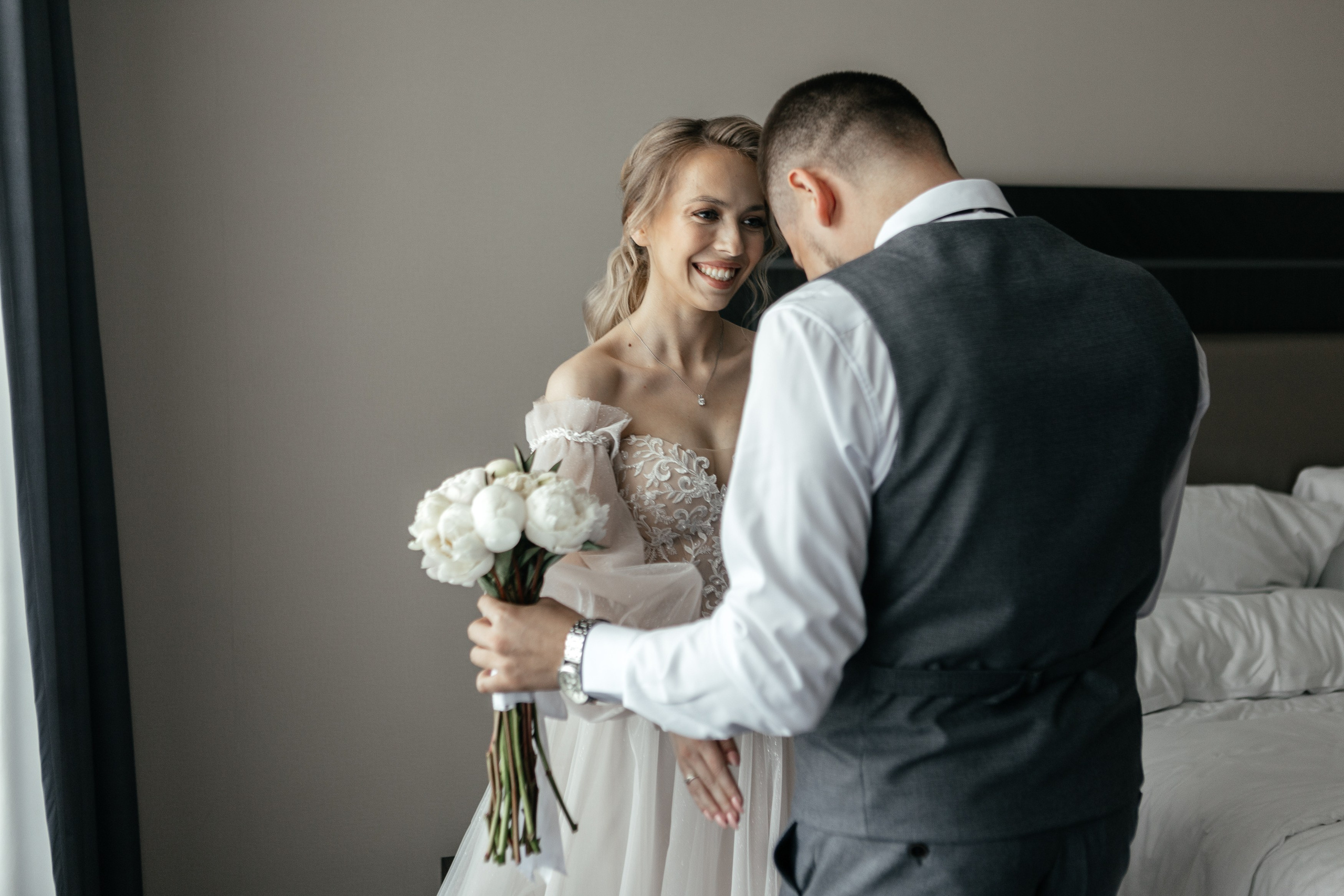 Свадебный фотограф Уфа — Руслан ГабдлисламовЖивые эмоции, красивые кадры, воспоминания на всю жизнь.Работаю по всей Республике Башкортоста. Свадебный фотограф Уфа Руслан Габдлисламов