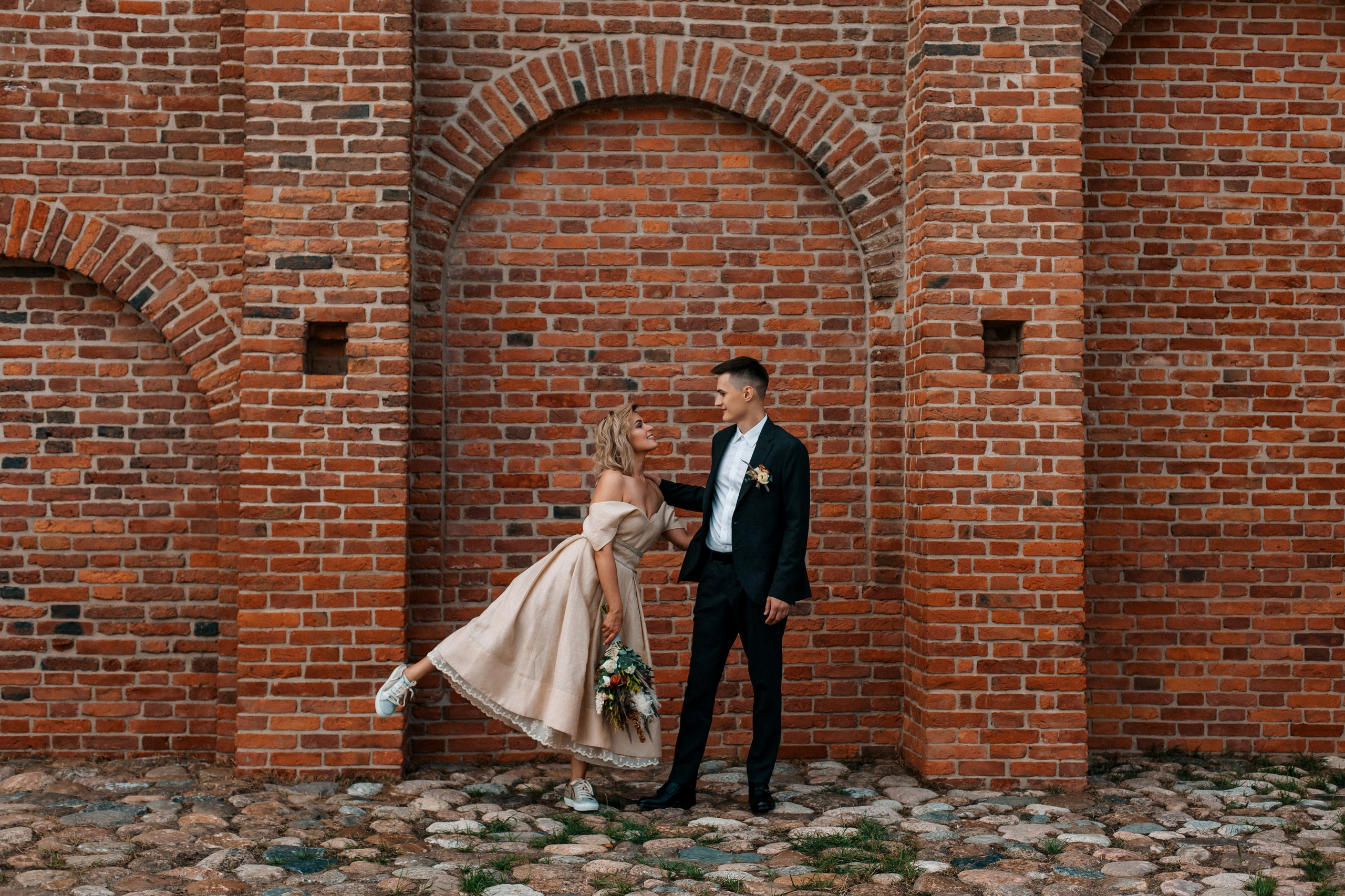 Свадьба для двоих с прогулкой в Выборге. Свадебный фотограф в Санкт-Петербурге Вика Стукачева