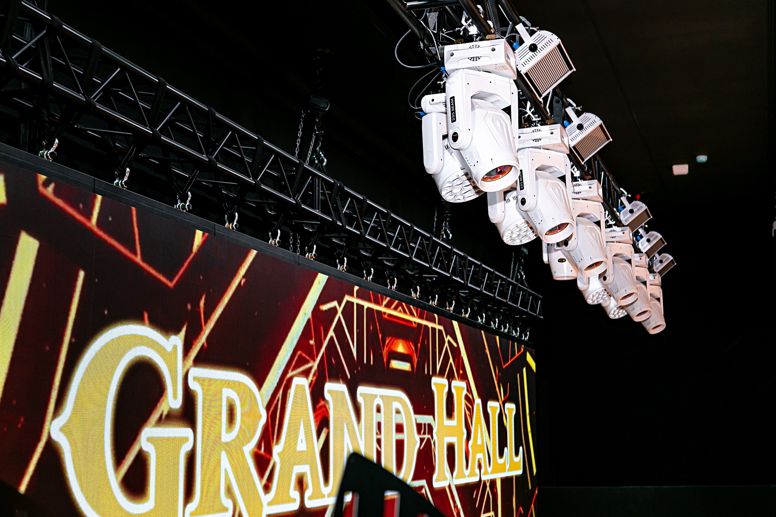 Банкетный зал Grand Holl. Контент фотограф, съемка для маркетплейсов, фуд съемка и репортажи в Новосибирске Ралия Галеева