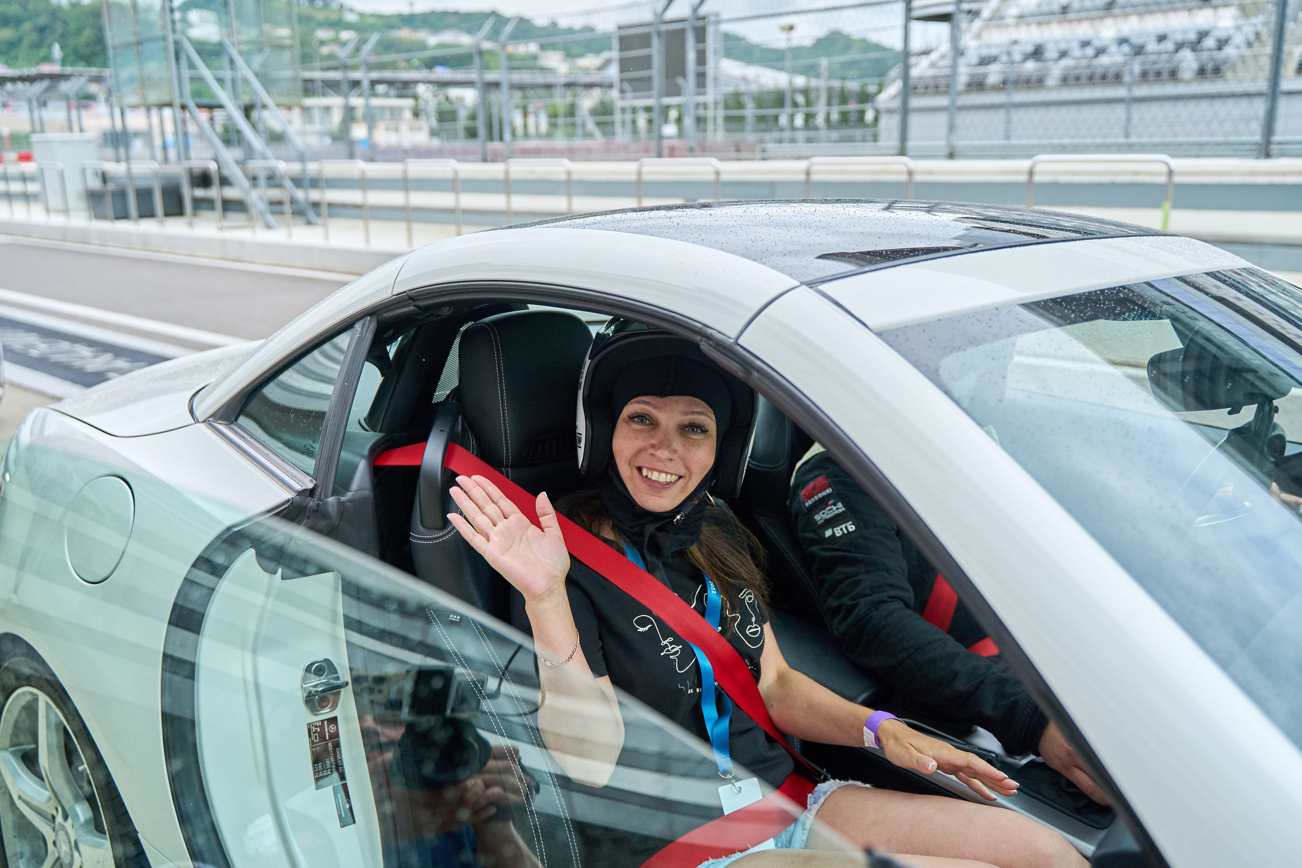 Формула 1 корпоративные заезды. Фото и видео съемка в Сочи Адлере Красной поляне