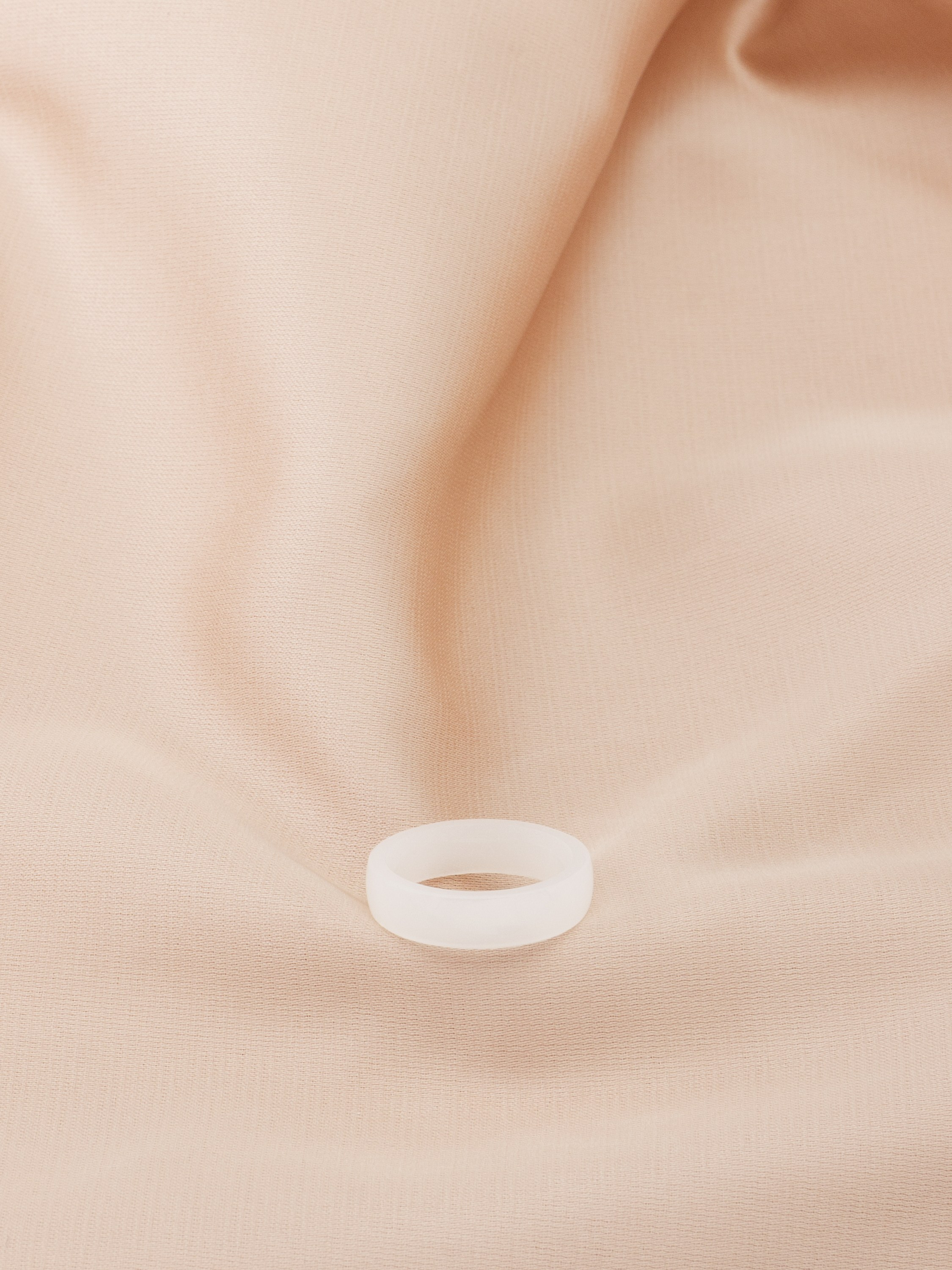 Ювелирный фотограф в Санкт-Петербурге. Предметная фотосъемка часов, украшений и других предметов роскоши. Антиквариат. Профессиональный фотограф в Санкт-Петербурге. Студийная фотография. Фотограф Сергей Пушкин. Фото для рекламы и соцсетей.  Product photographer in Saint-Petersburg, Russia. Фотосъемка товаров для соцсетей и маркетплейсов. предметная фотосъемка украшений, СПб. Фотосессия украшений в спб. Фотограф в студии в спб для украшений. Фотосессия бижутерии. Фотограф ювелирных изделий.