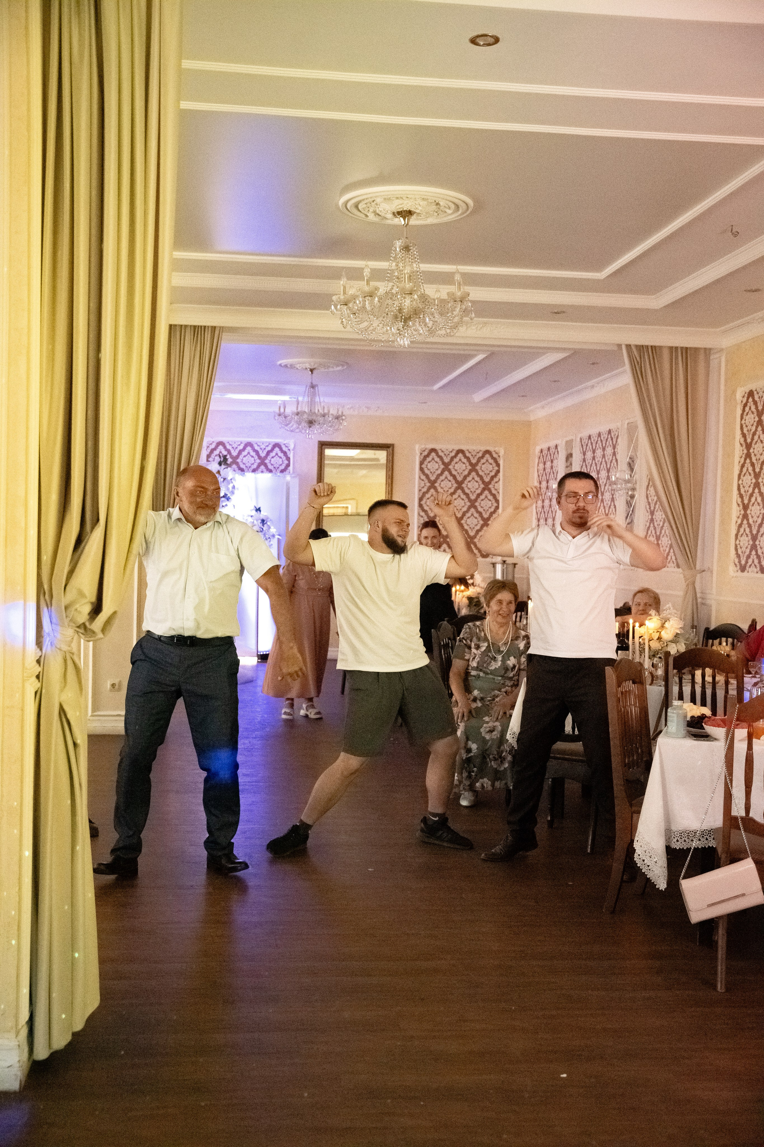 Кирилл и Елена. Банкет. Фотограф в Ульяновске Александра Фомиченко