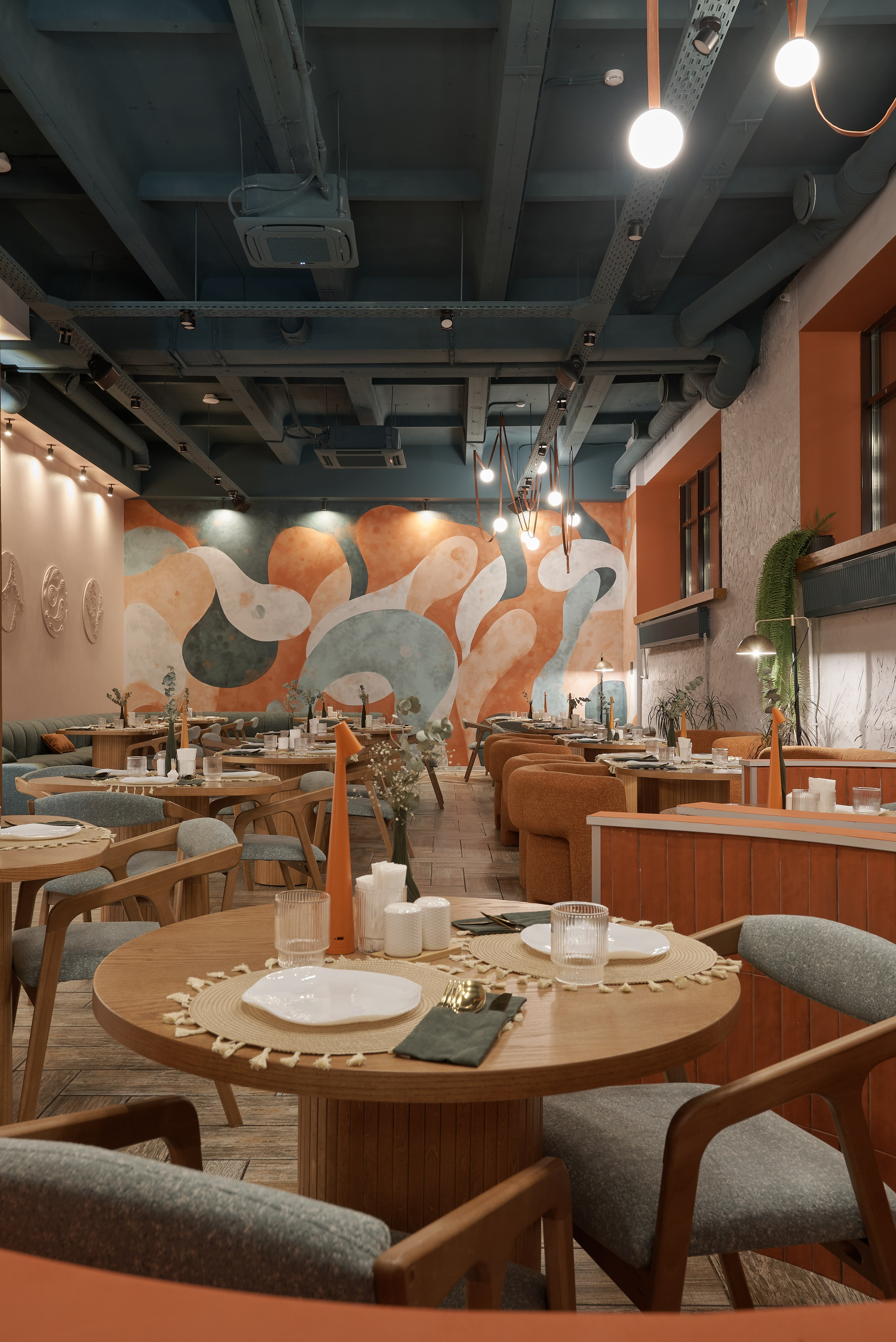 Интерьерная фотосъемка ресторана Ива и Олива Челябинск. Абросимов Лев интерьерный и архитектурный фотограф