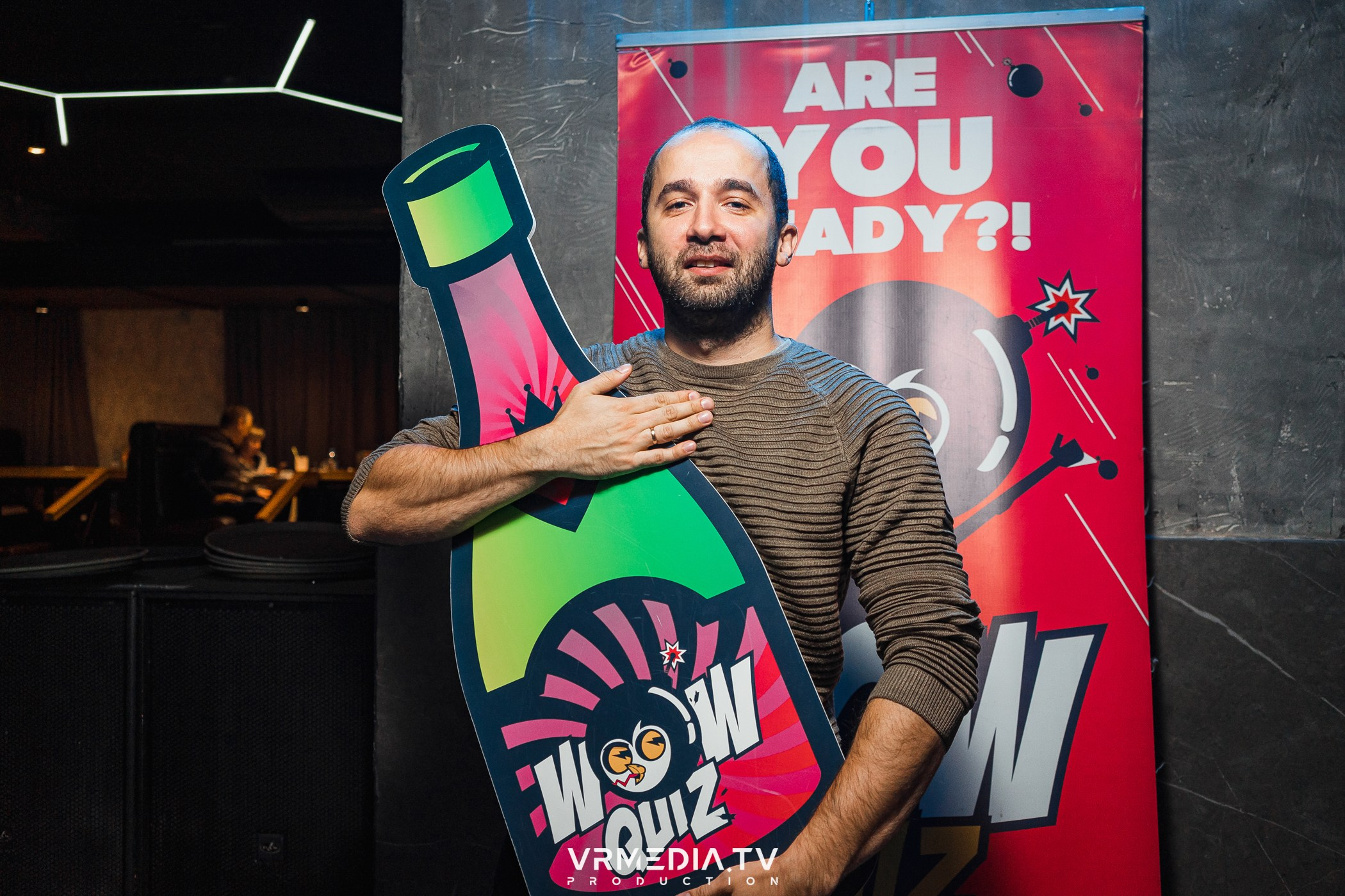 WoW QuiZ в баре «Друзья»